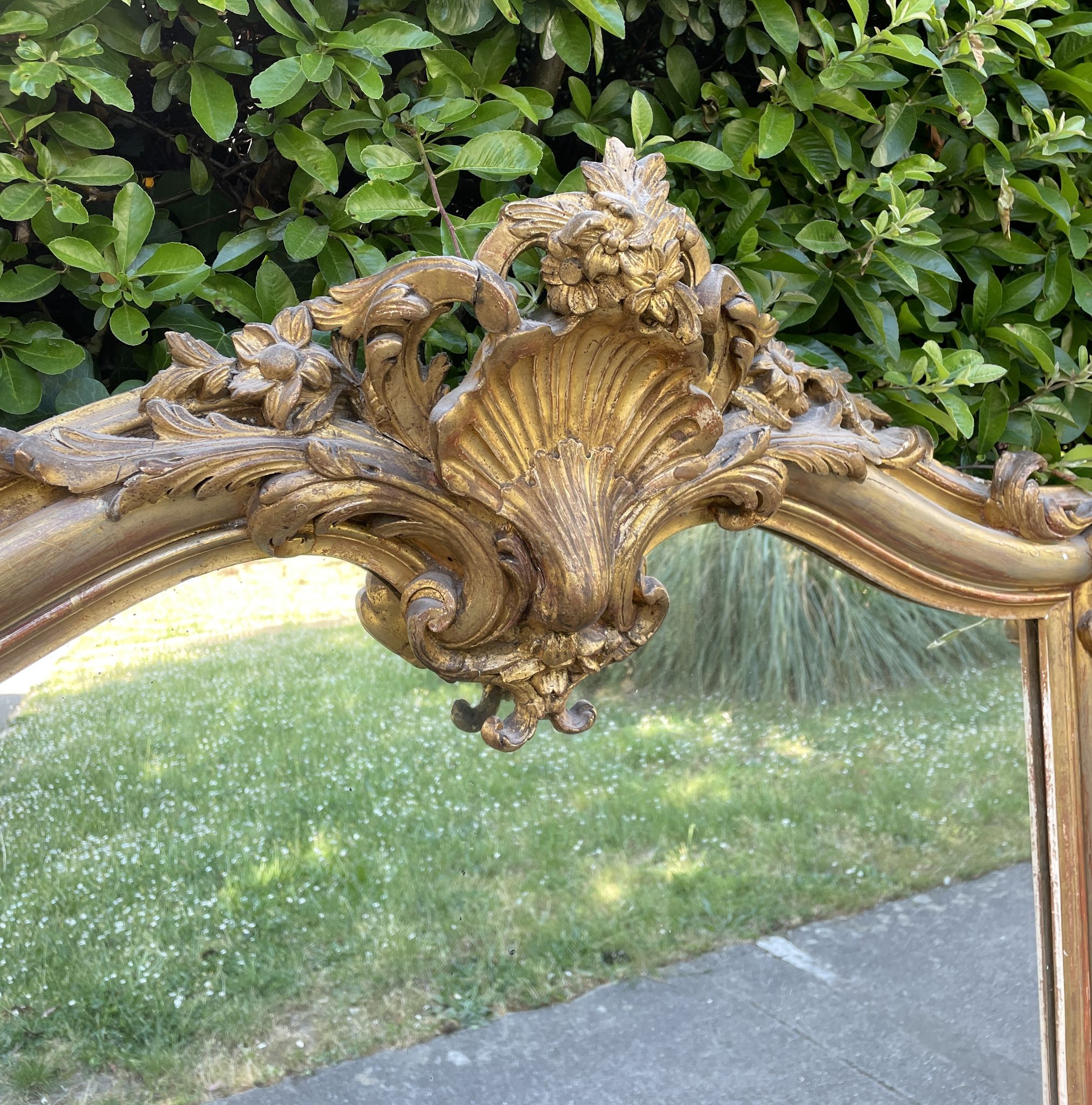 Old Louis XV style mirror in wood and gilded stucco. Napoleon III