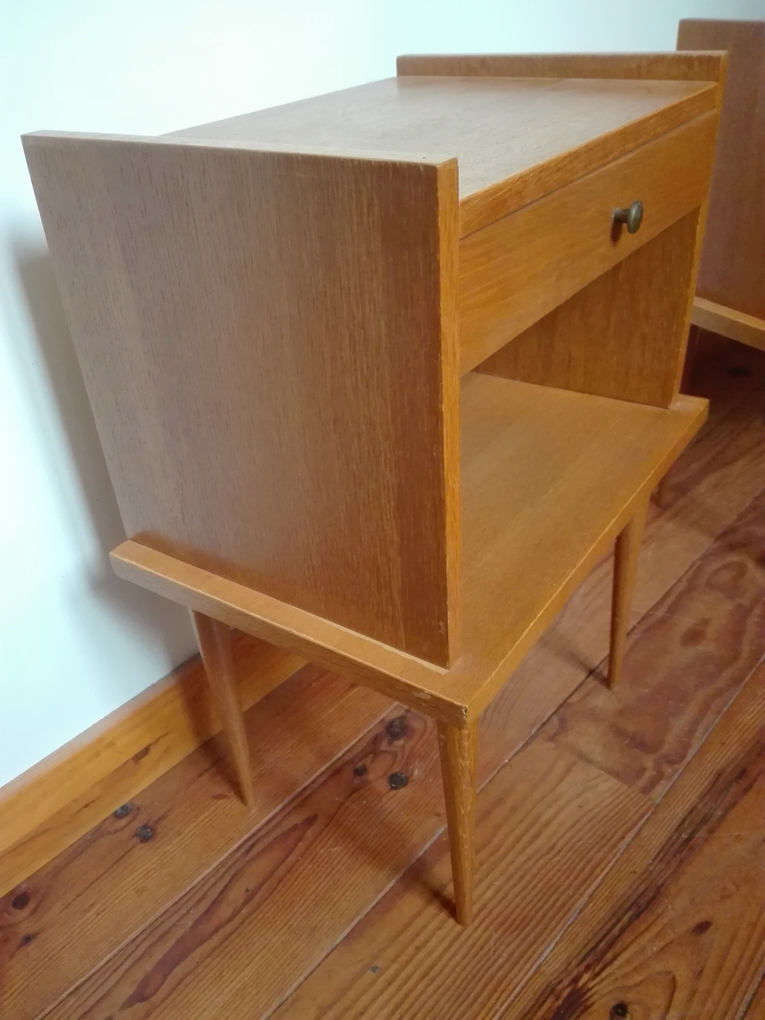 Pair of nightstands Scandinavian feet compass