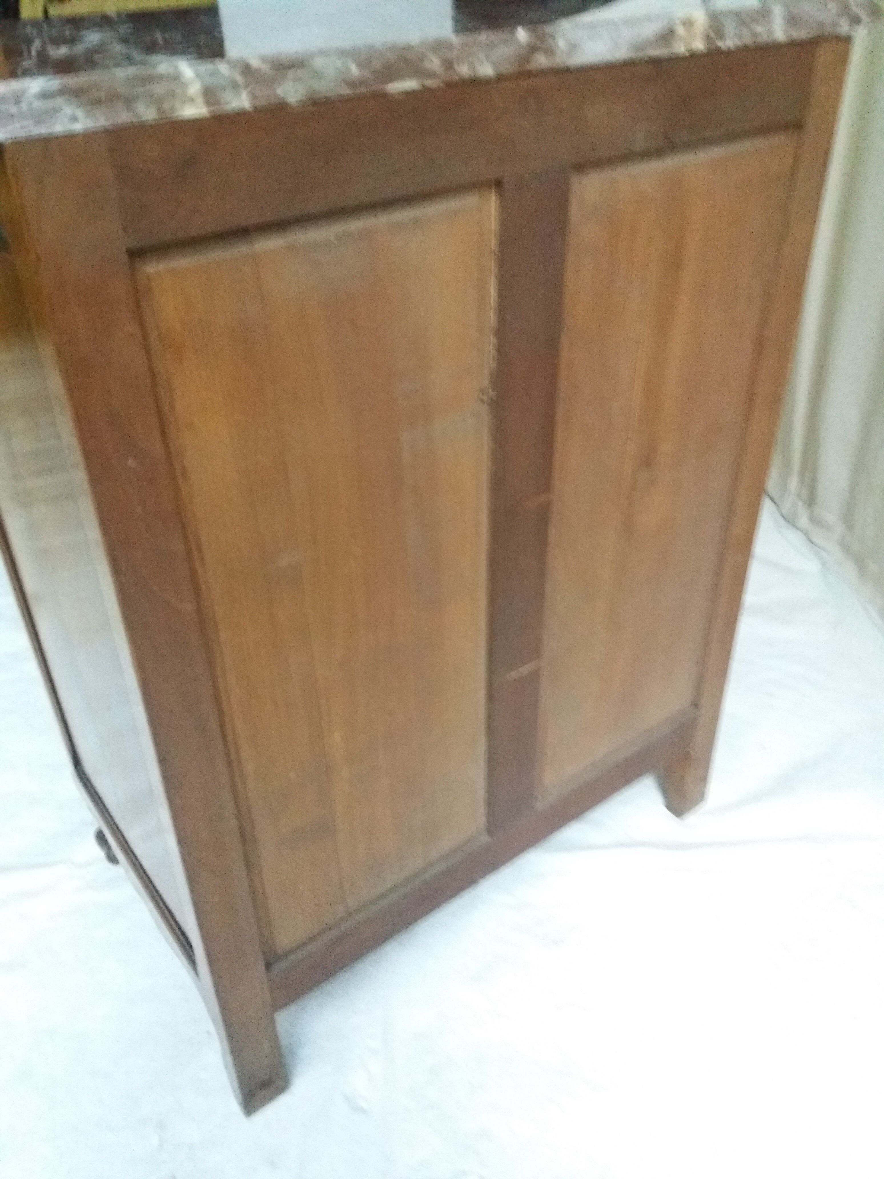 Louis xv-style confectioner in walnut