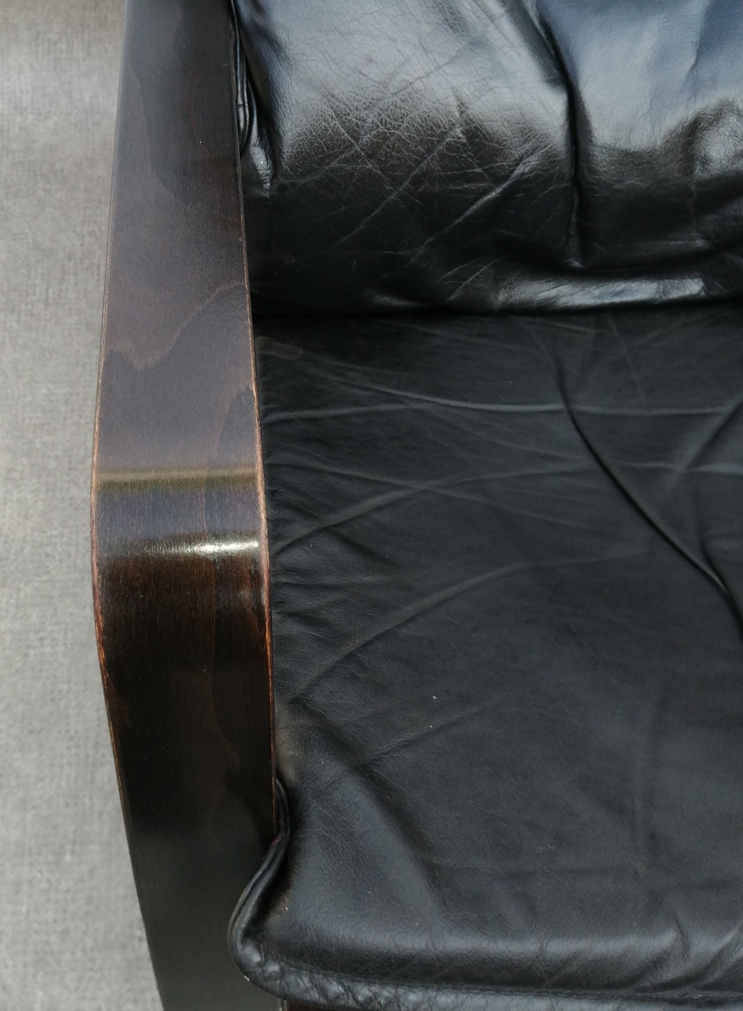 Ikea Poem leather rocking armchair from the vintage 1990s