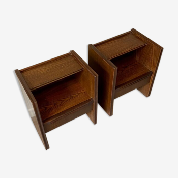 2 tables de chevet scandinaves en bois foncé