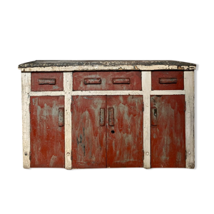 meuble d’atelier vintage