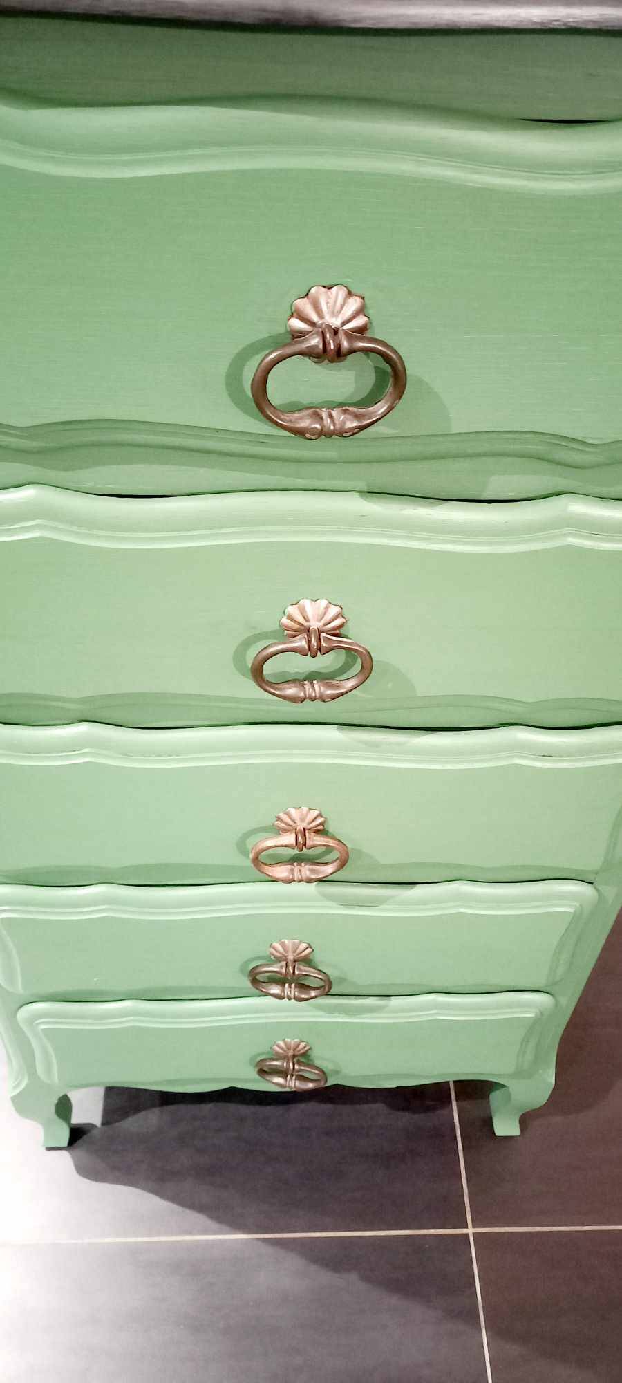 Vintage chest of drawers/week organizer