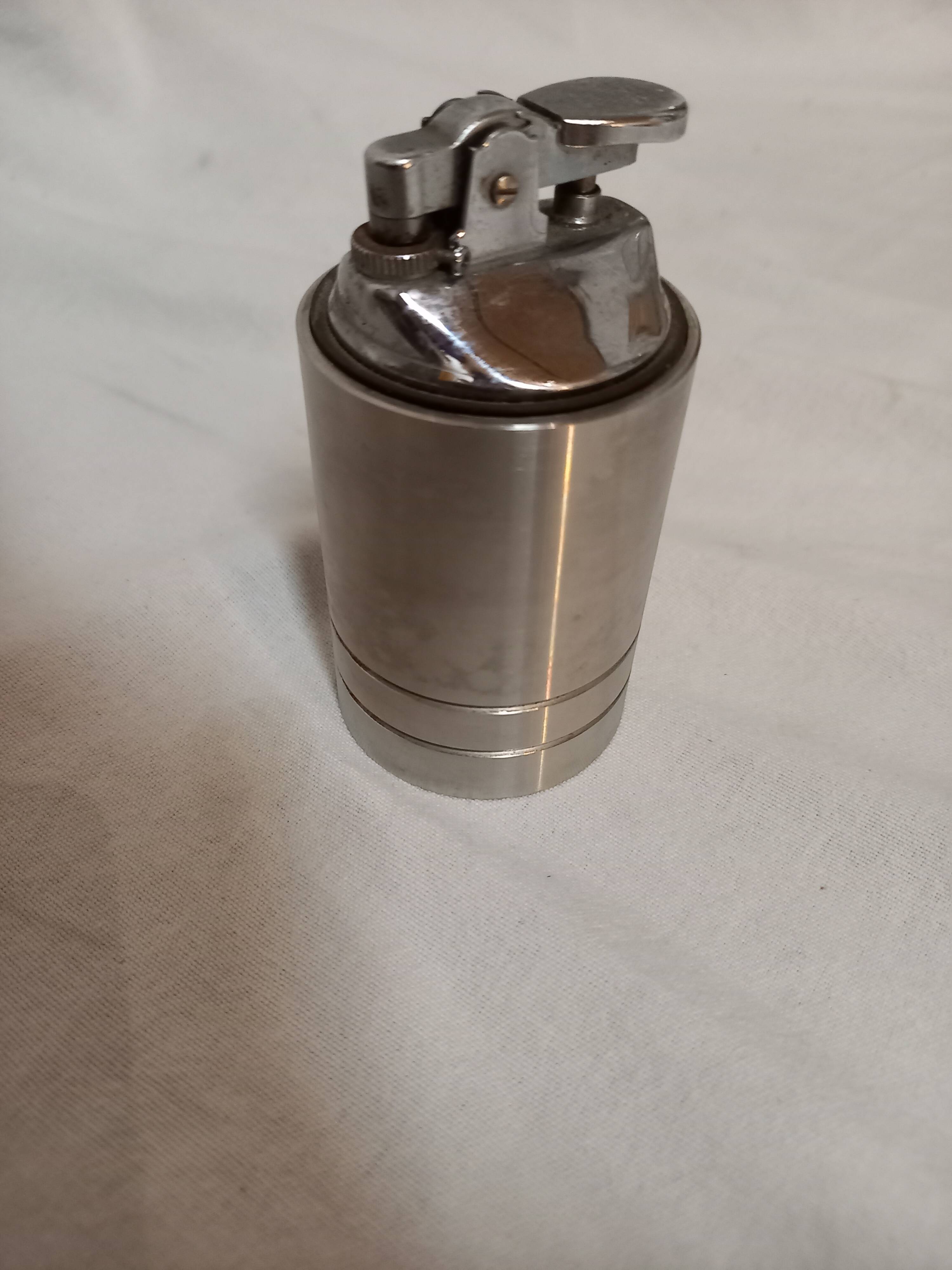 Chrome steel table lighter, vintage 1970s