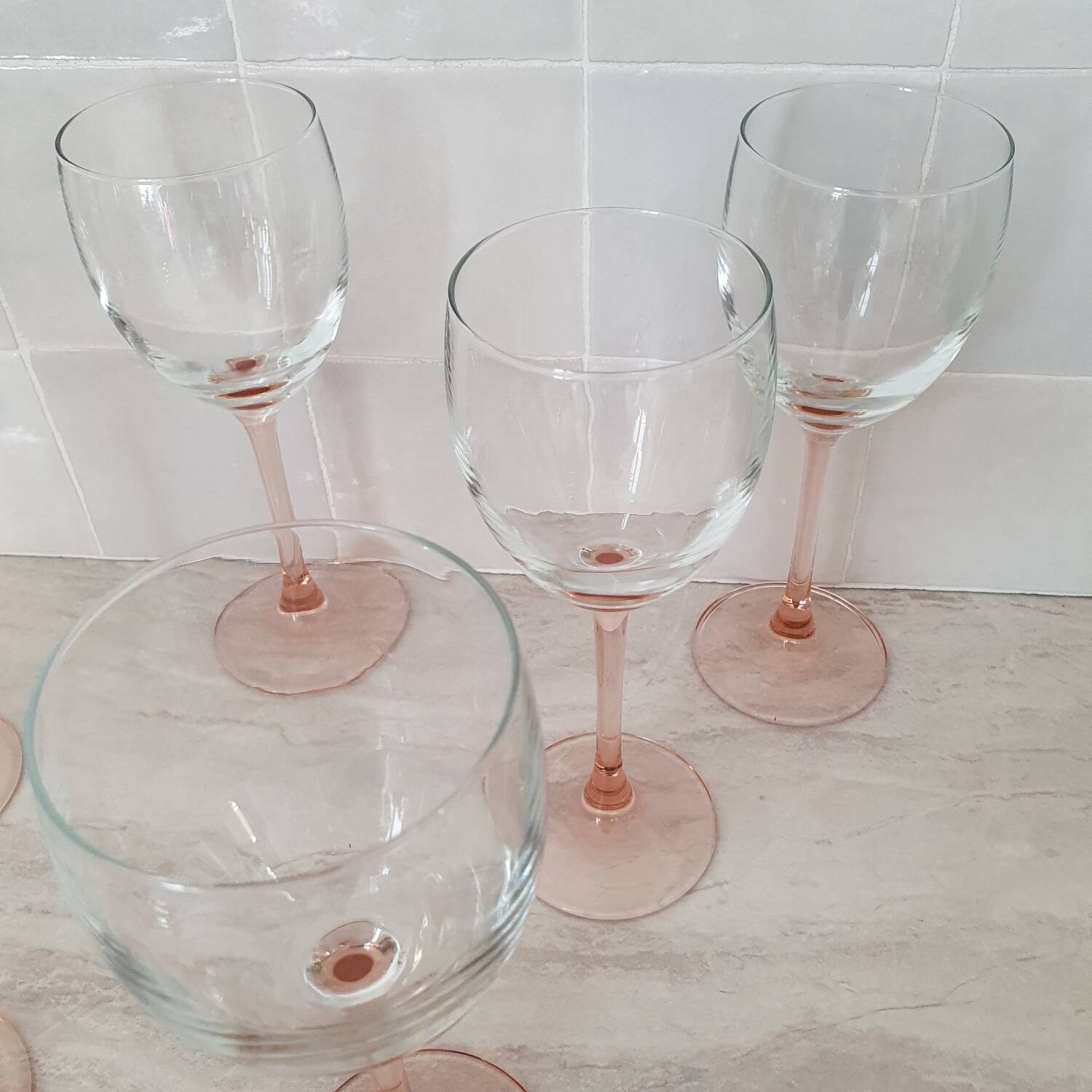 8 Pink Stem Wine/Water Glasses