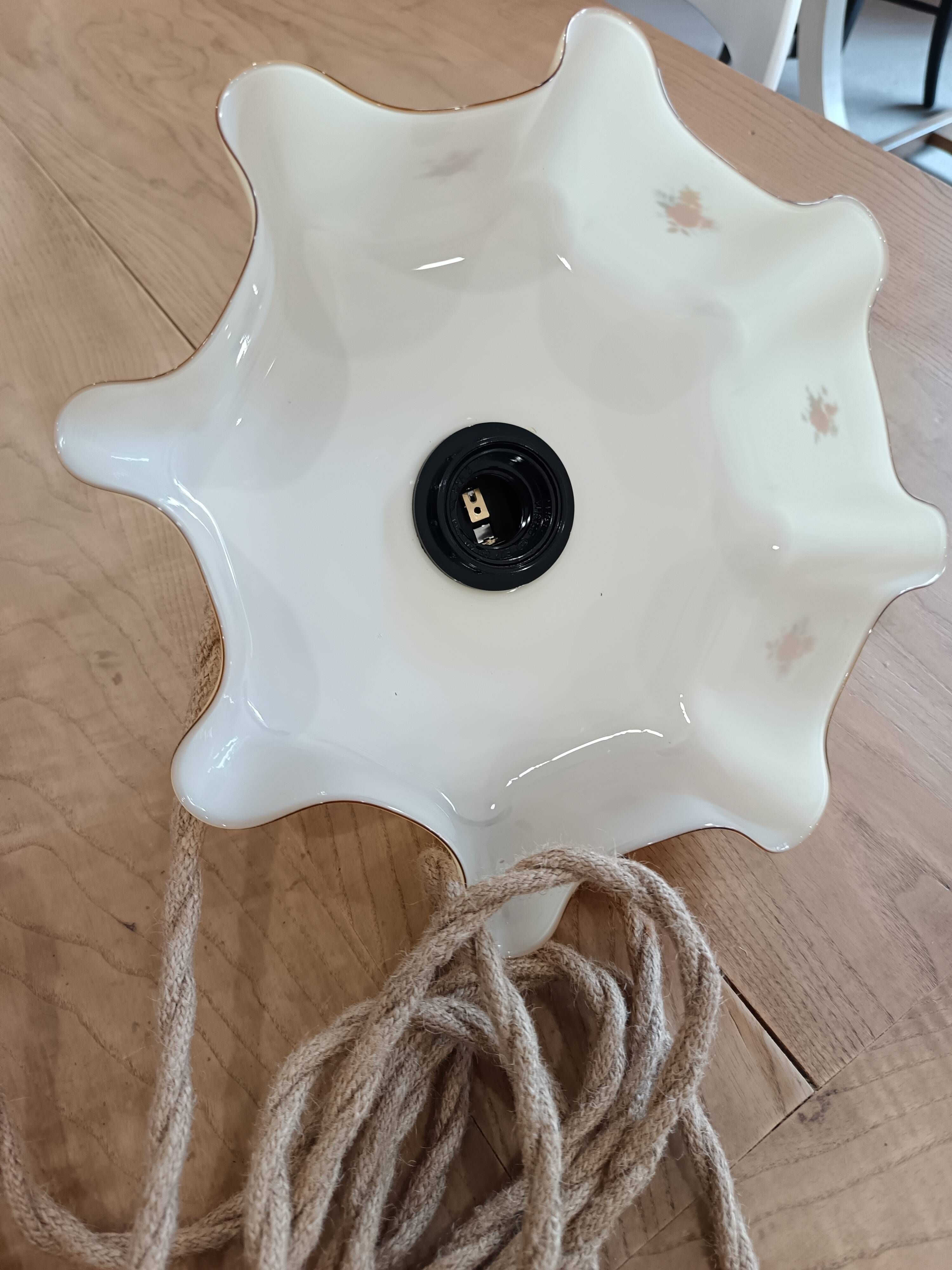 Vintage glass portable lamp