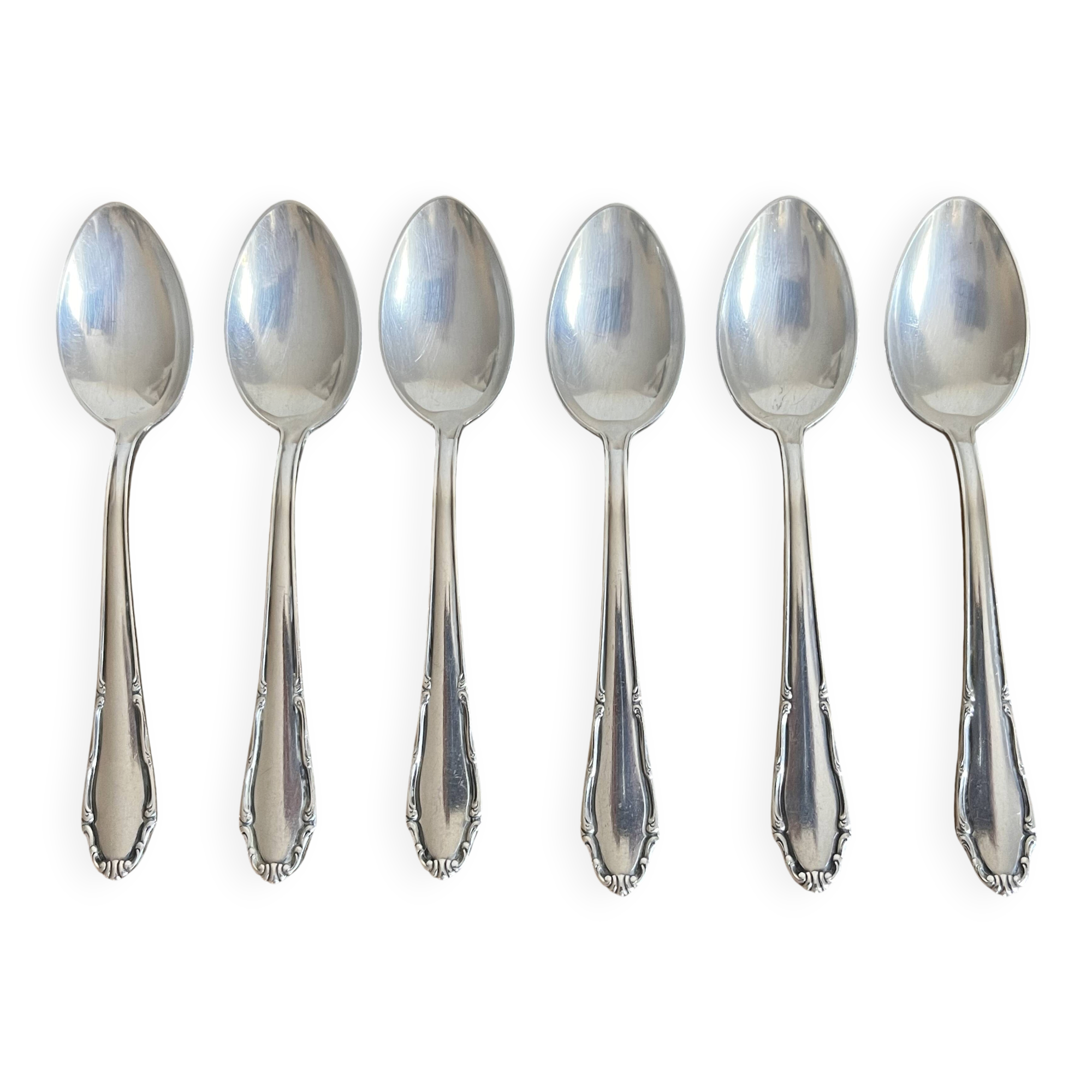 Small silver-plated metal spoons