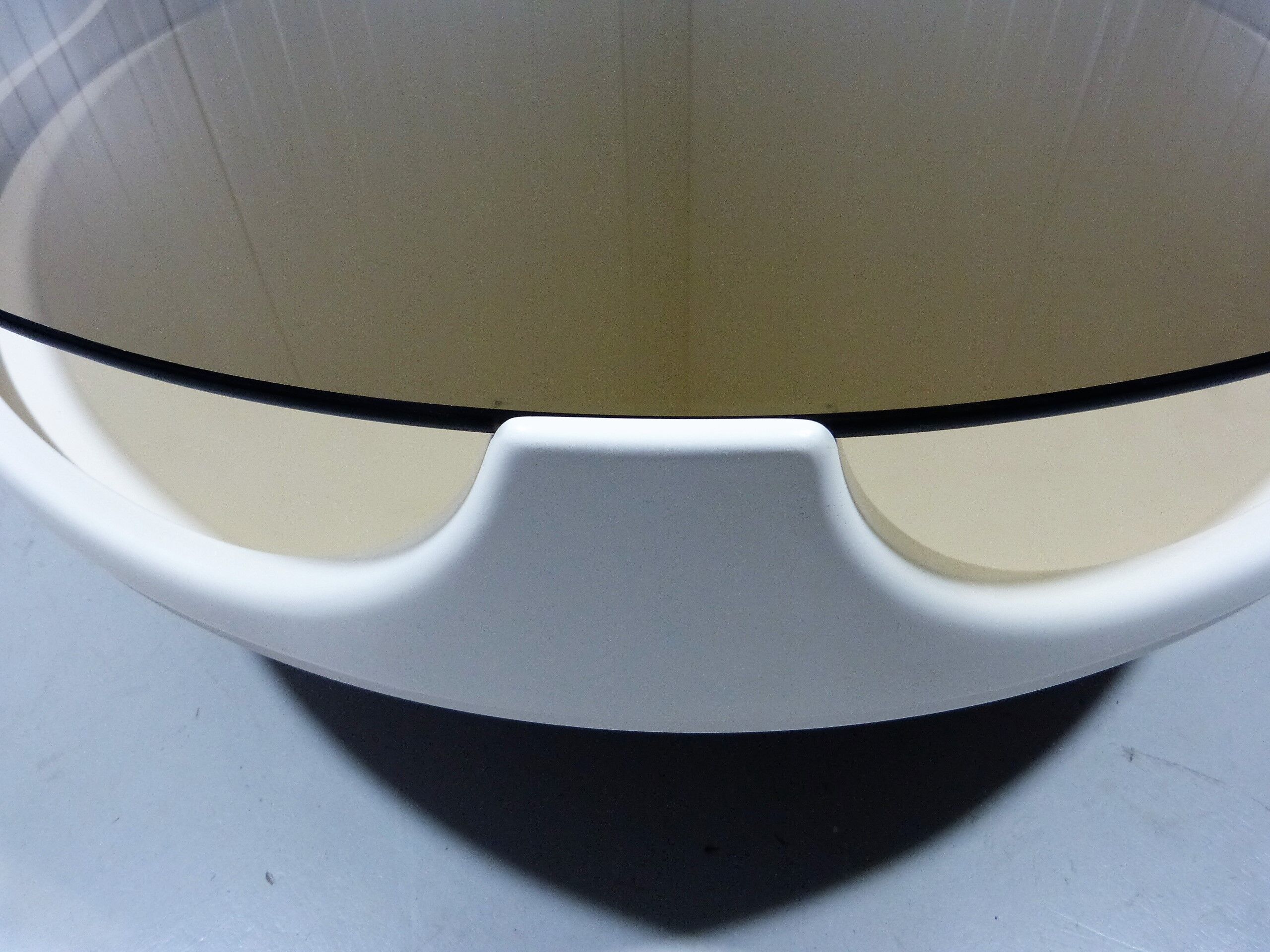 Round spce age coffee table 1960’s, Opal Möbel