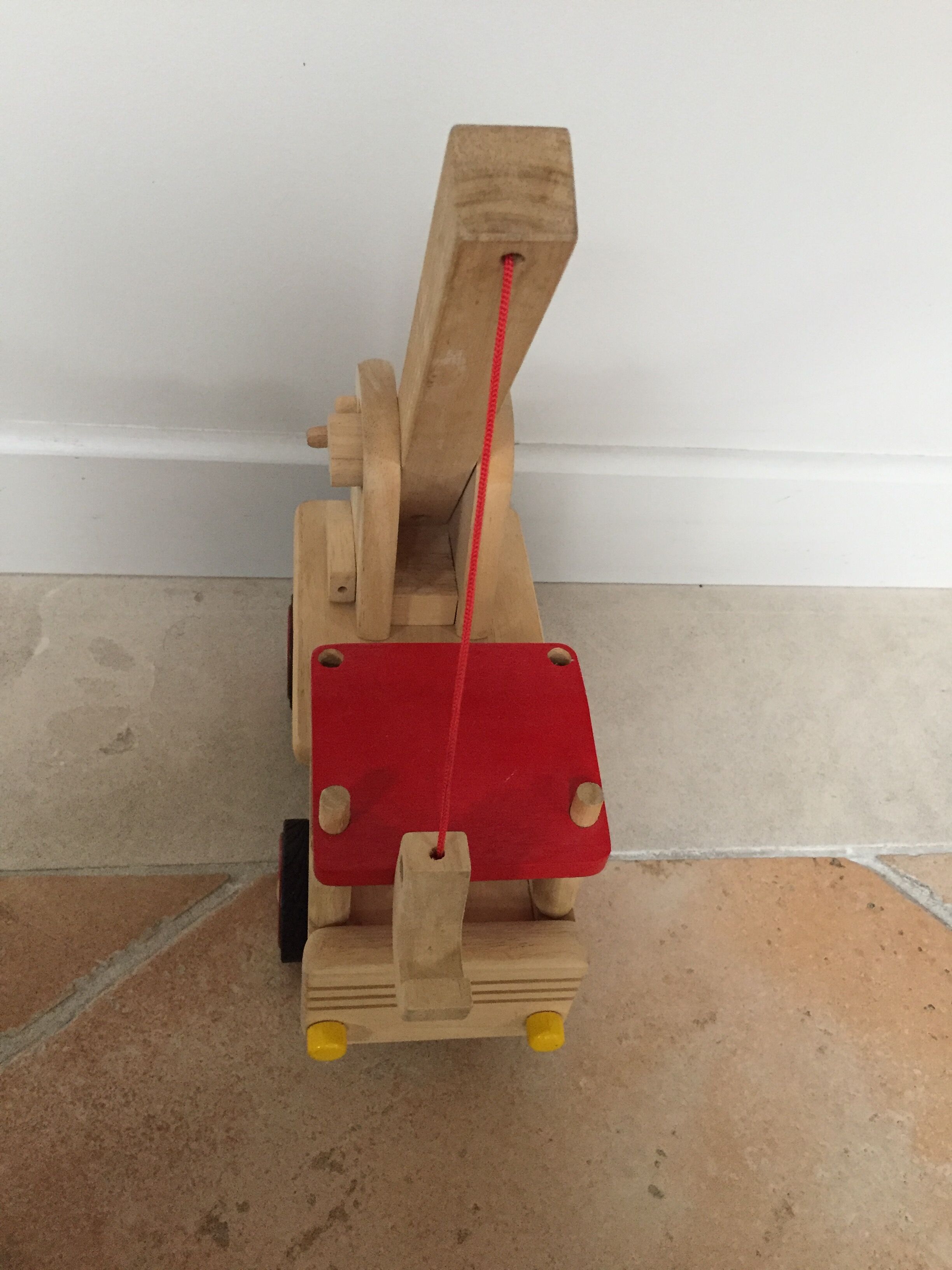 Truck solid wooden crane with lift arm