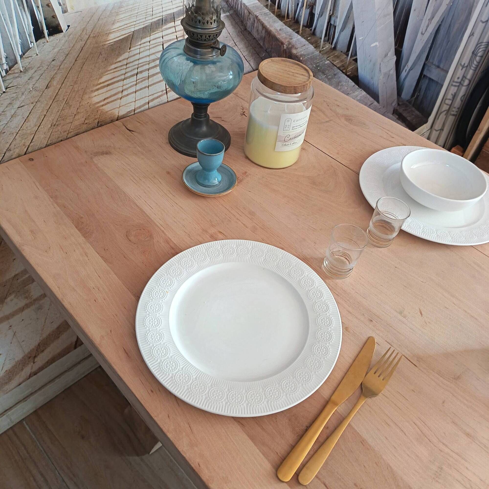 Farm table