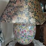 Lamp in porcelain