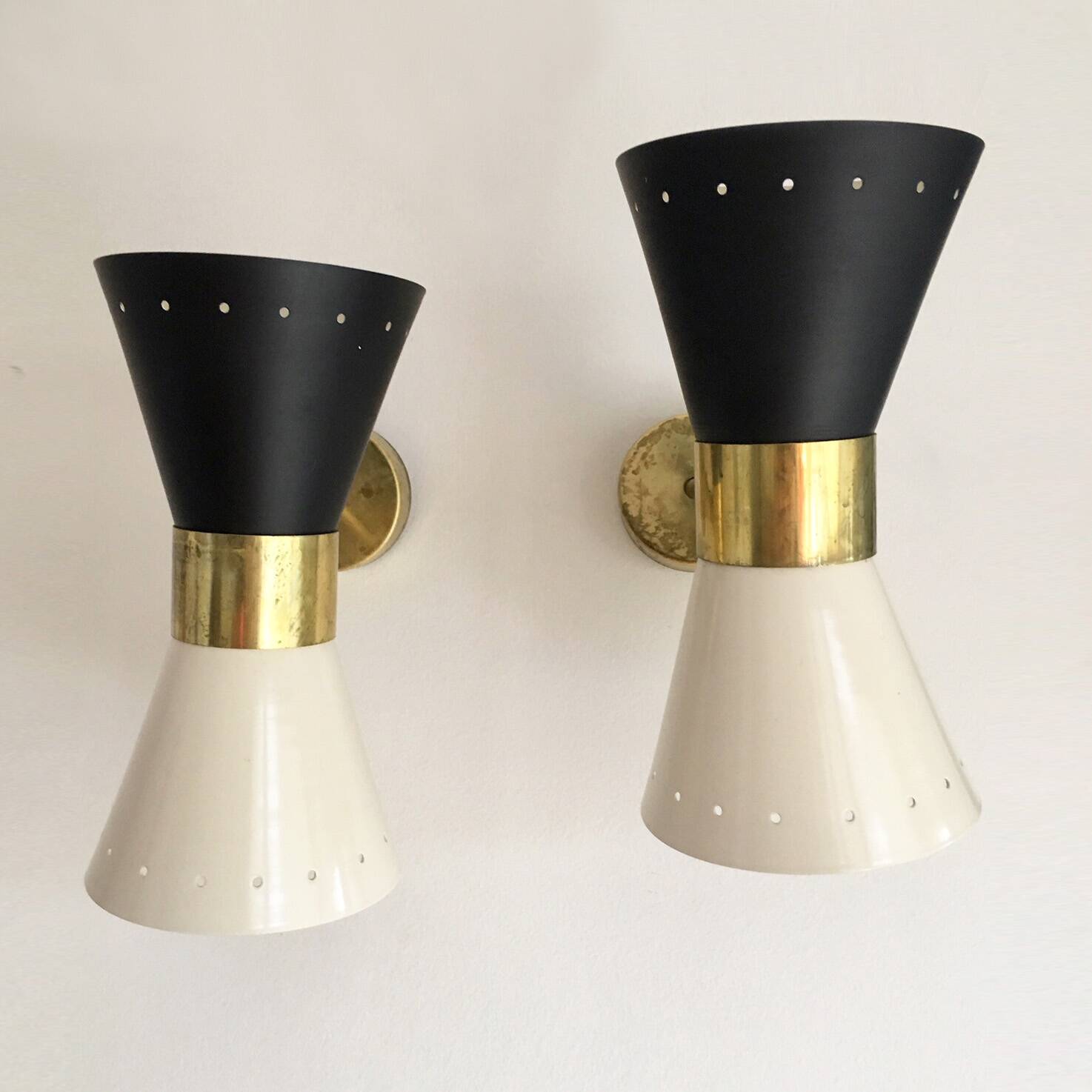 Pair of 1950s design diabolo wall lights