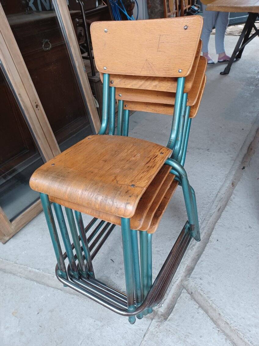 Set of 4 old school and high school high chairs