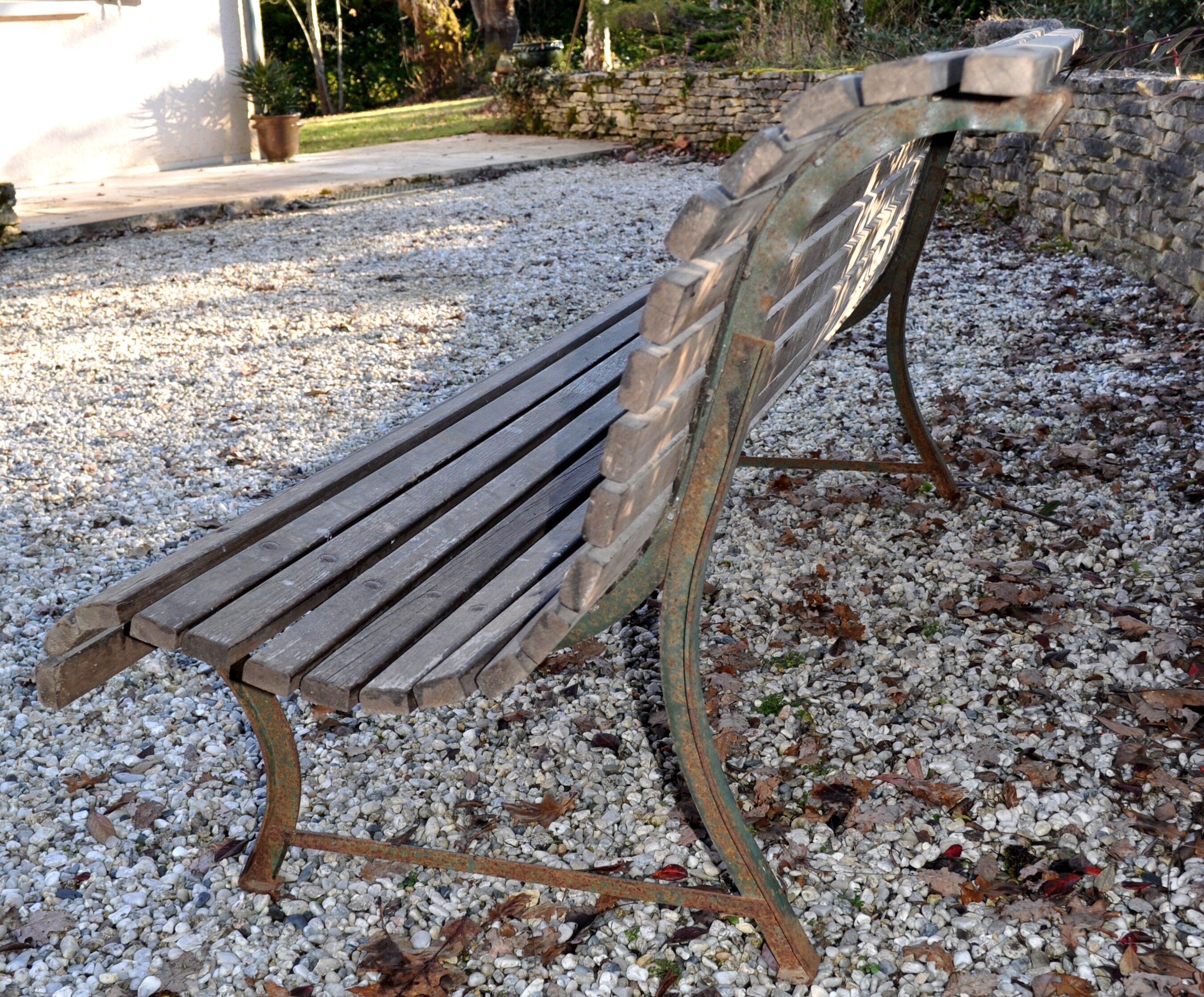 Limousin pubic bench called "shepherdess"