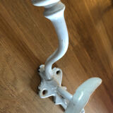 Enamelled cast iron hook