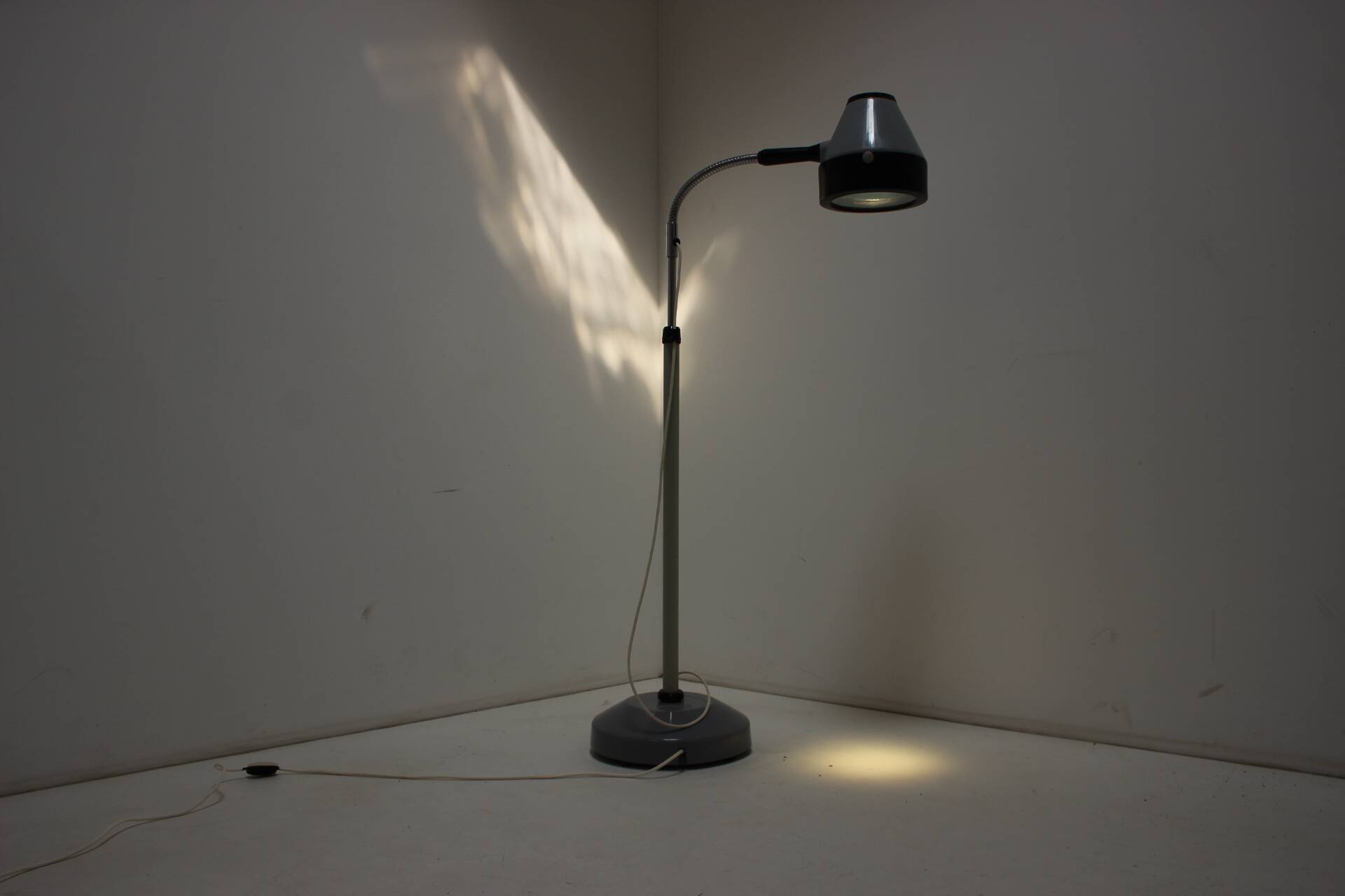 Mid-Century Floor Lamp Type B130, 1960s, Poland
