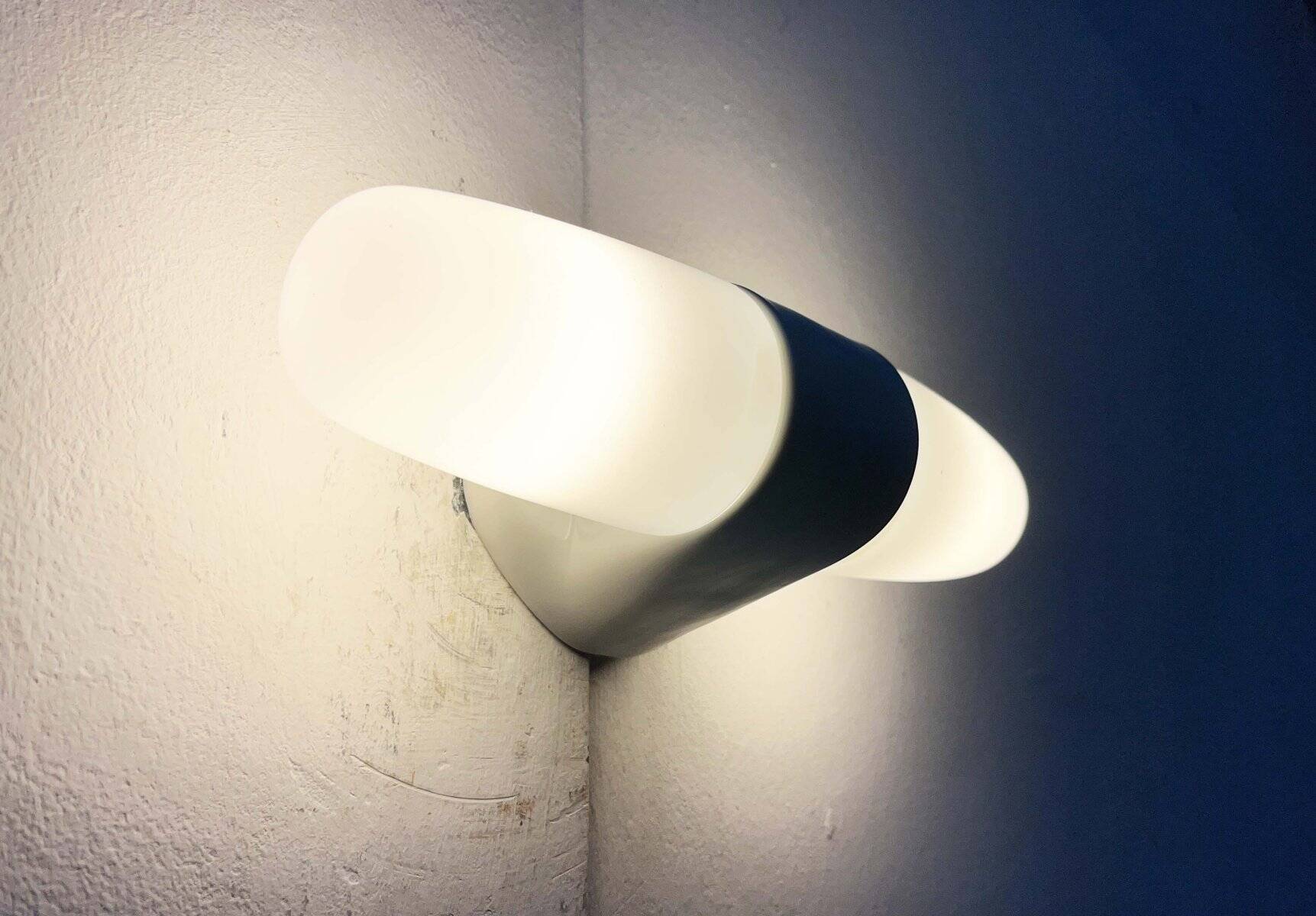 6068 mirror applique in mid-century modern style by Wilhelm Wagenfeld for Lindner, 1950s.