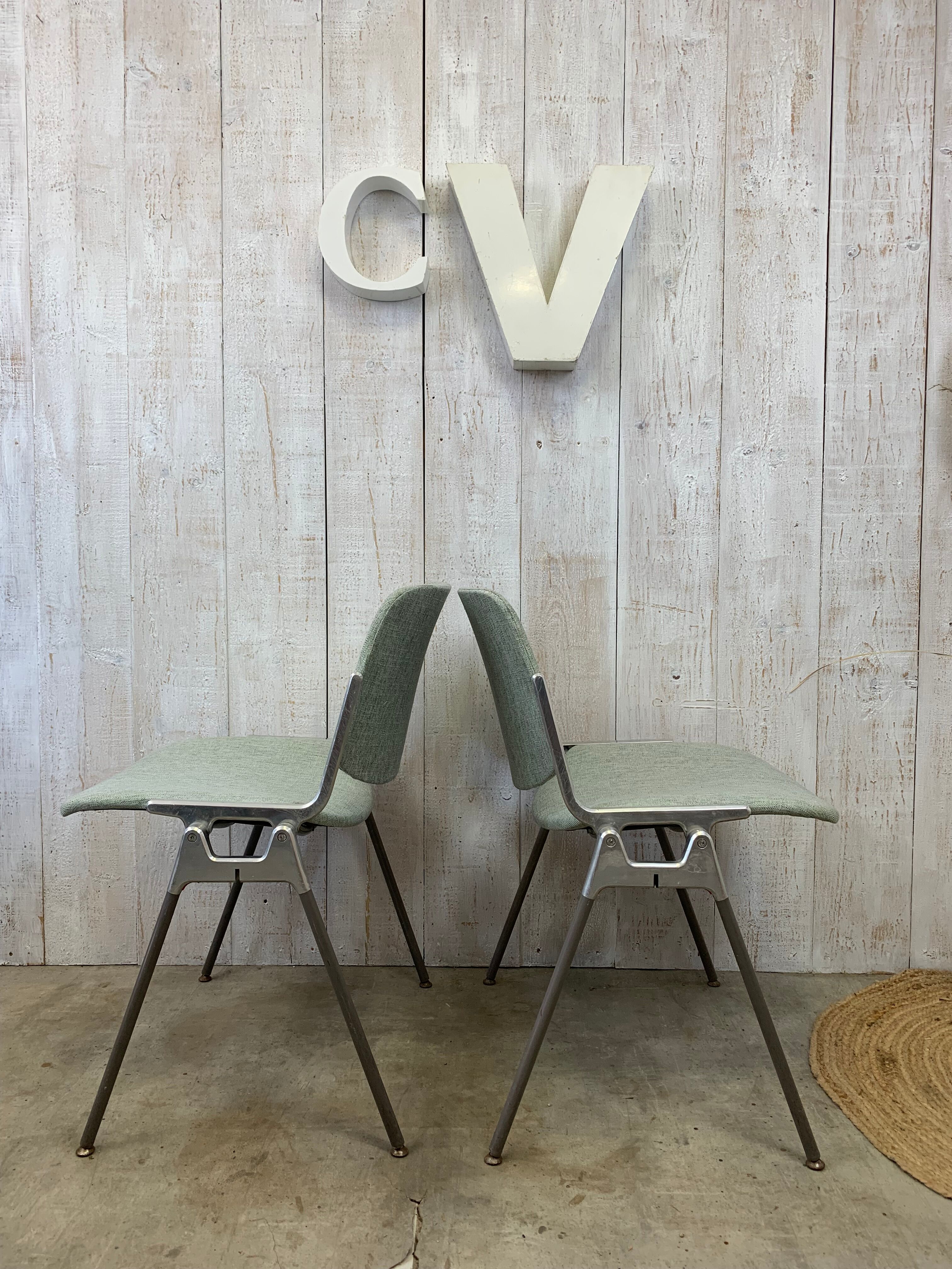 Series of 4 chairs by Giancarlo Piretti, Castelli 70