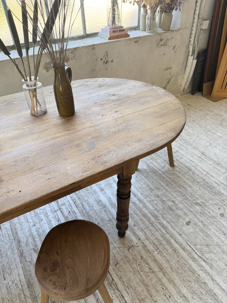Oval farmhouse table 250cm pine