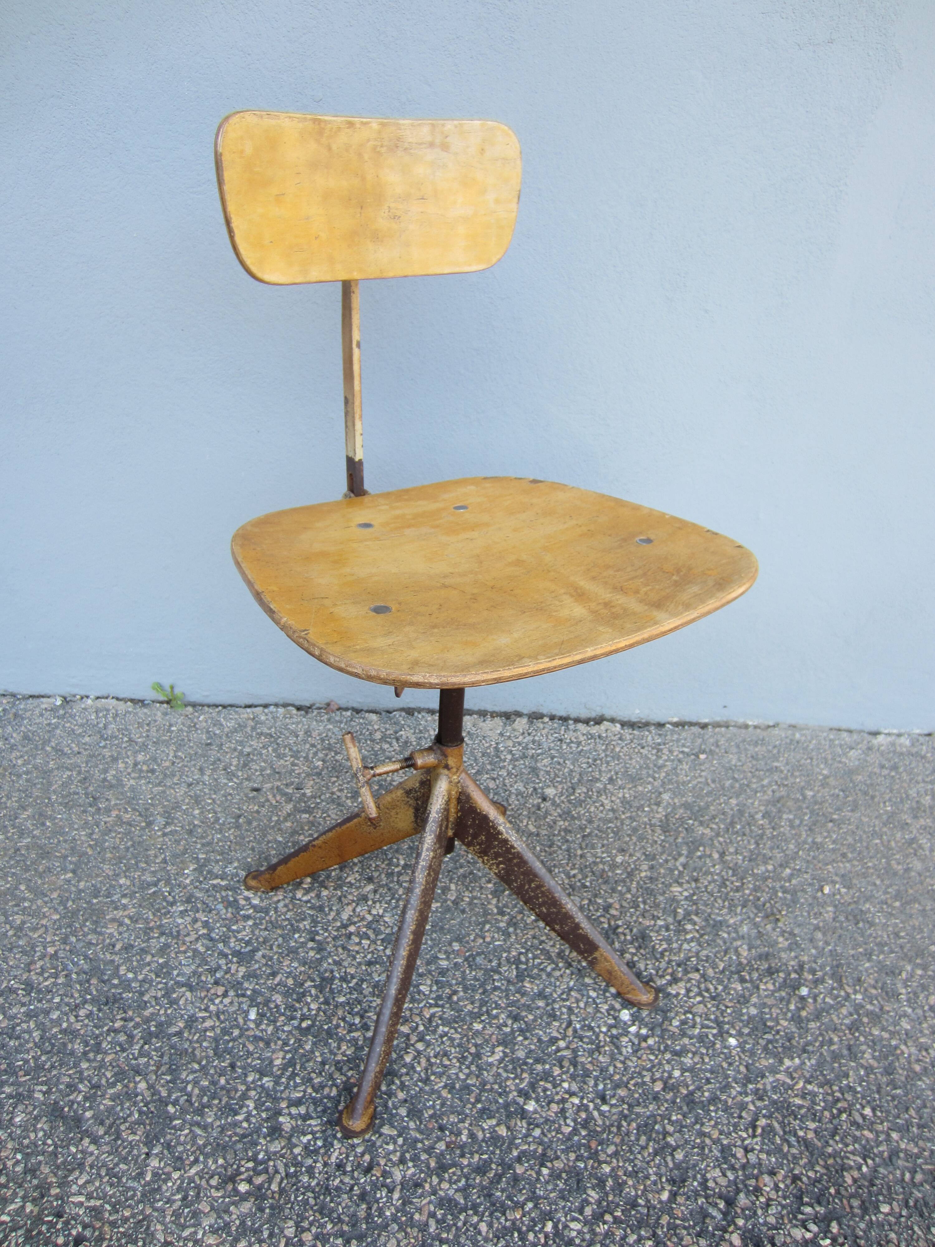Odelberg & Olson Scandinavian industrial chair, 1940s