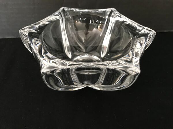 Cendrier en cristal 941 par Jacques Daum, Daum France