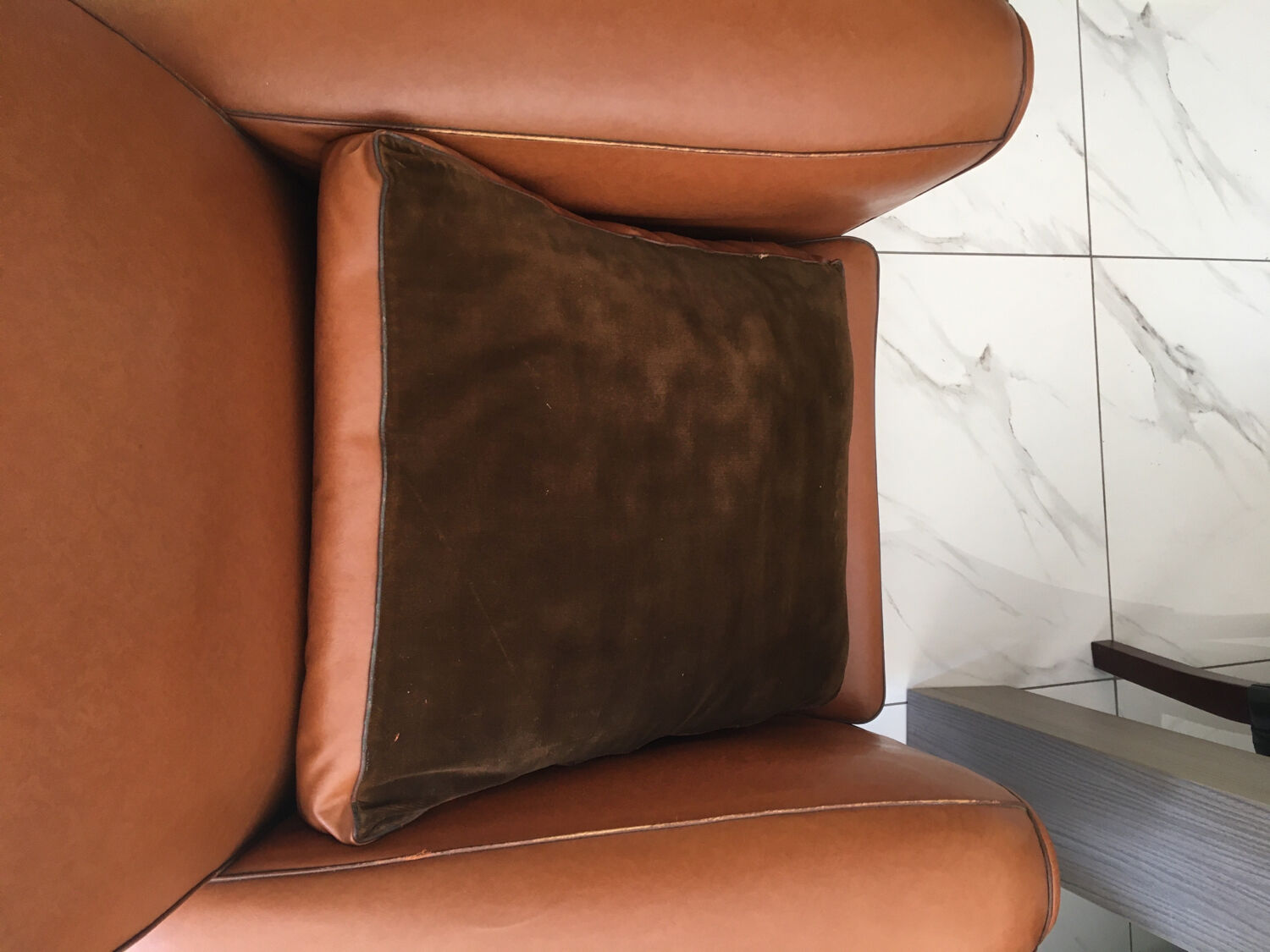 2 Moustache club chairs