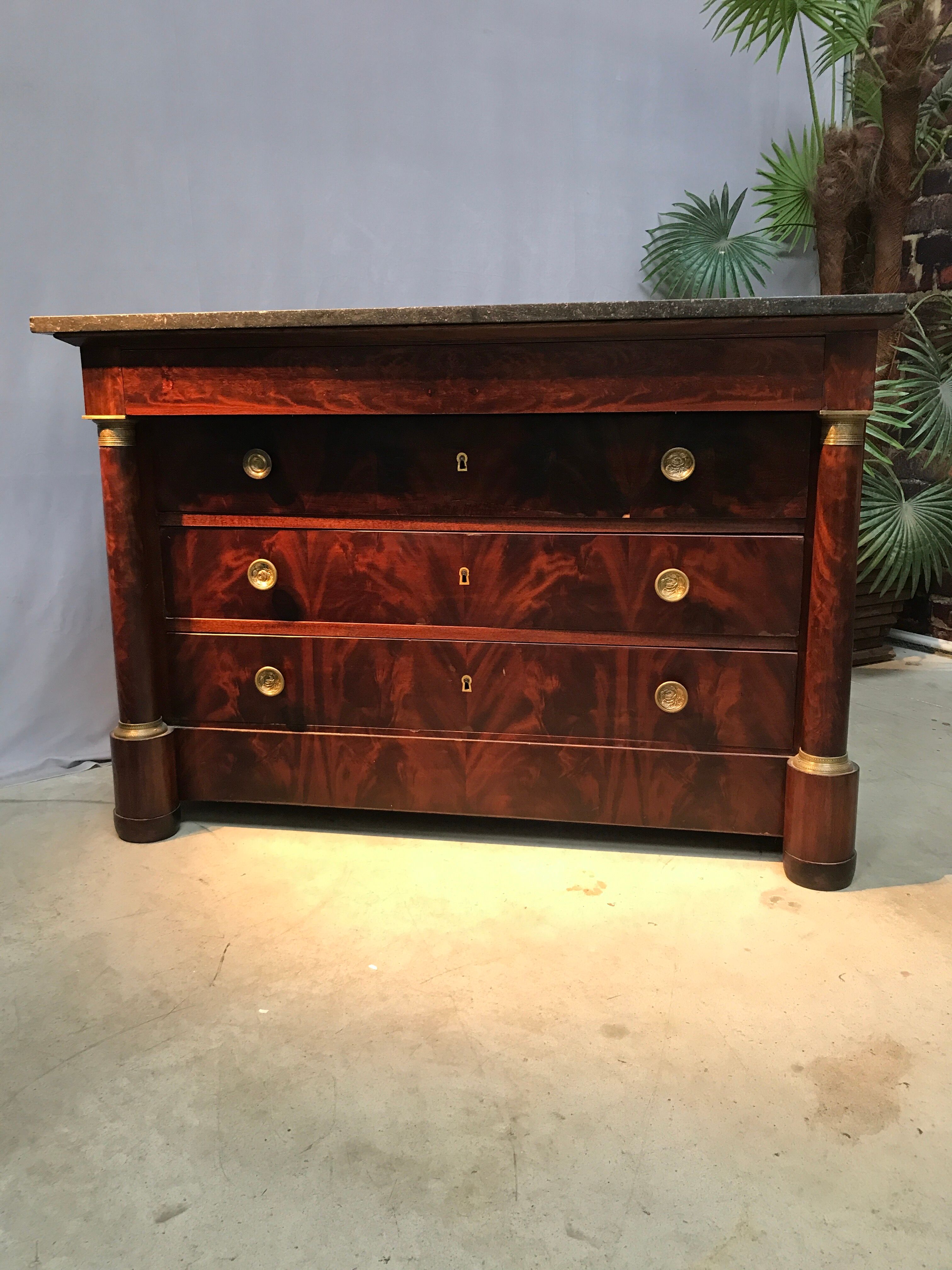Empire chest of drawers
