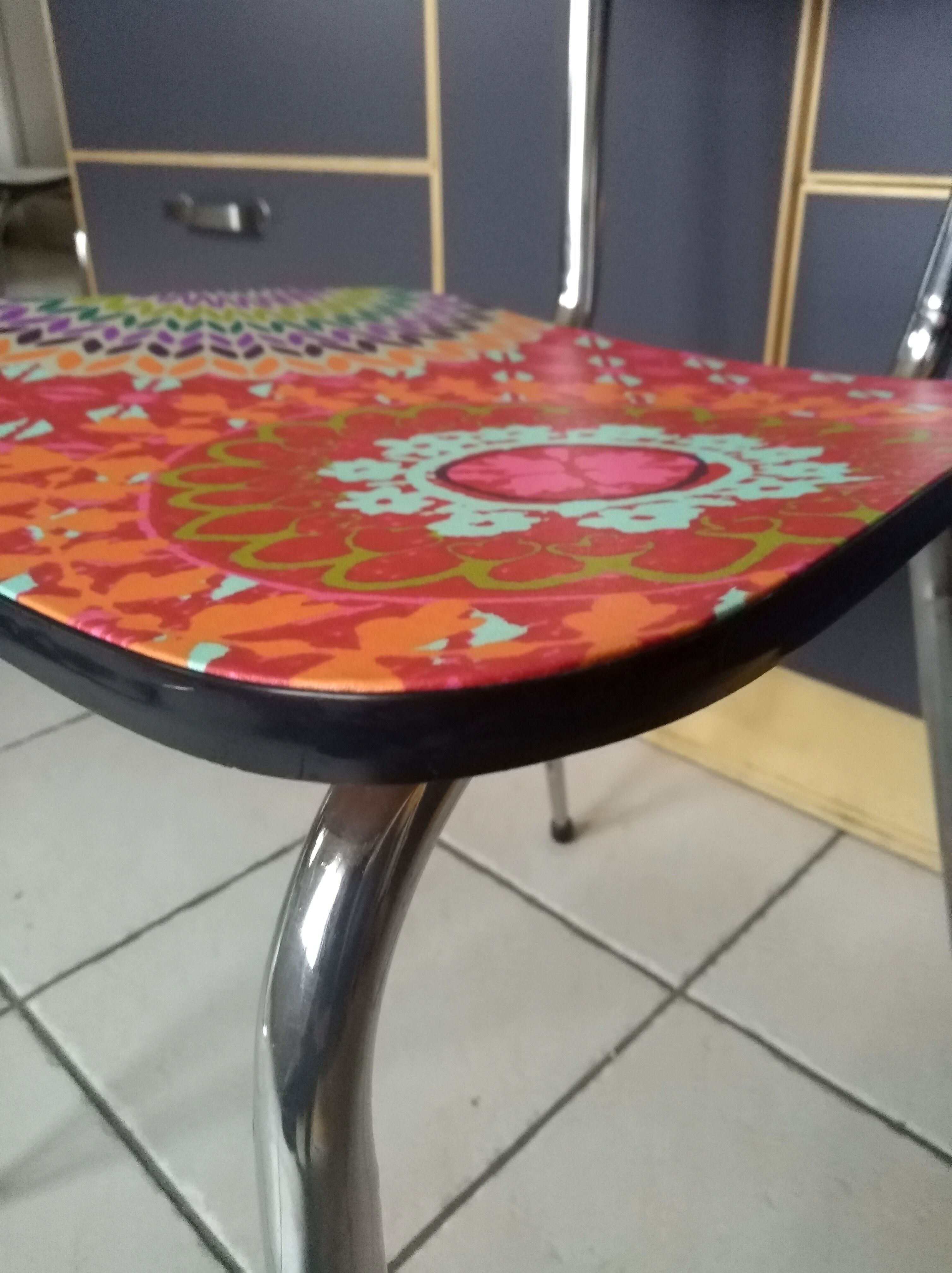 Formica chair revisited