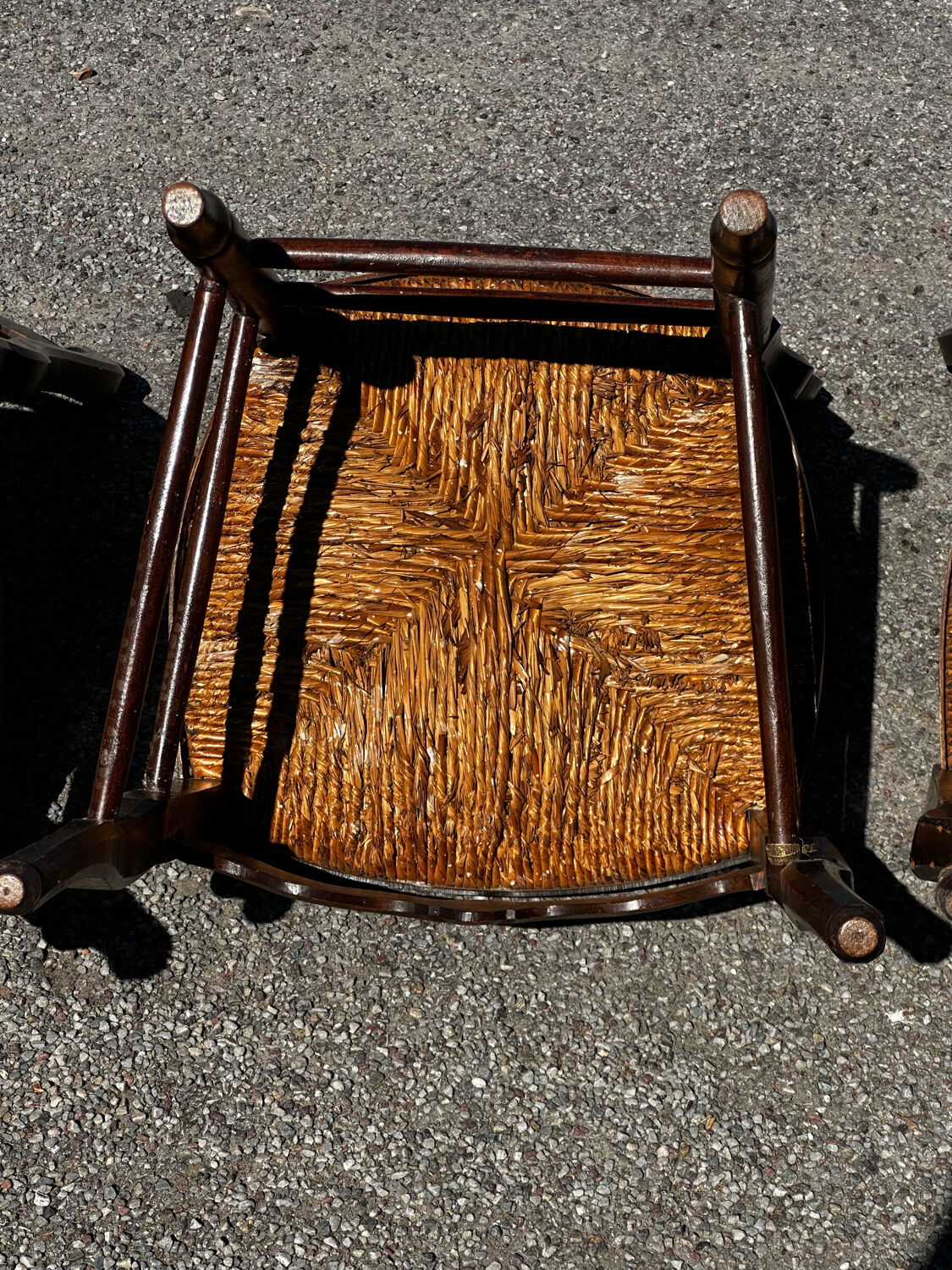 Set of 4 Louis XV straw chairs – solid wood – curved backrest