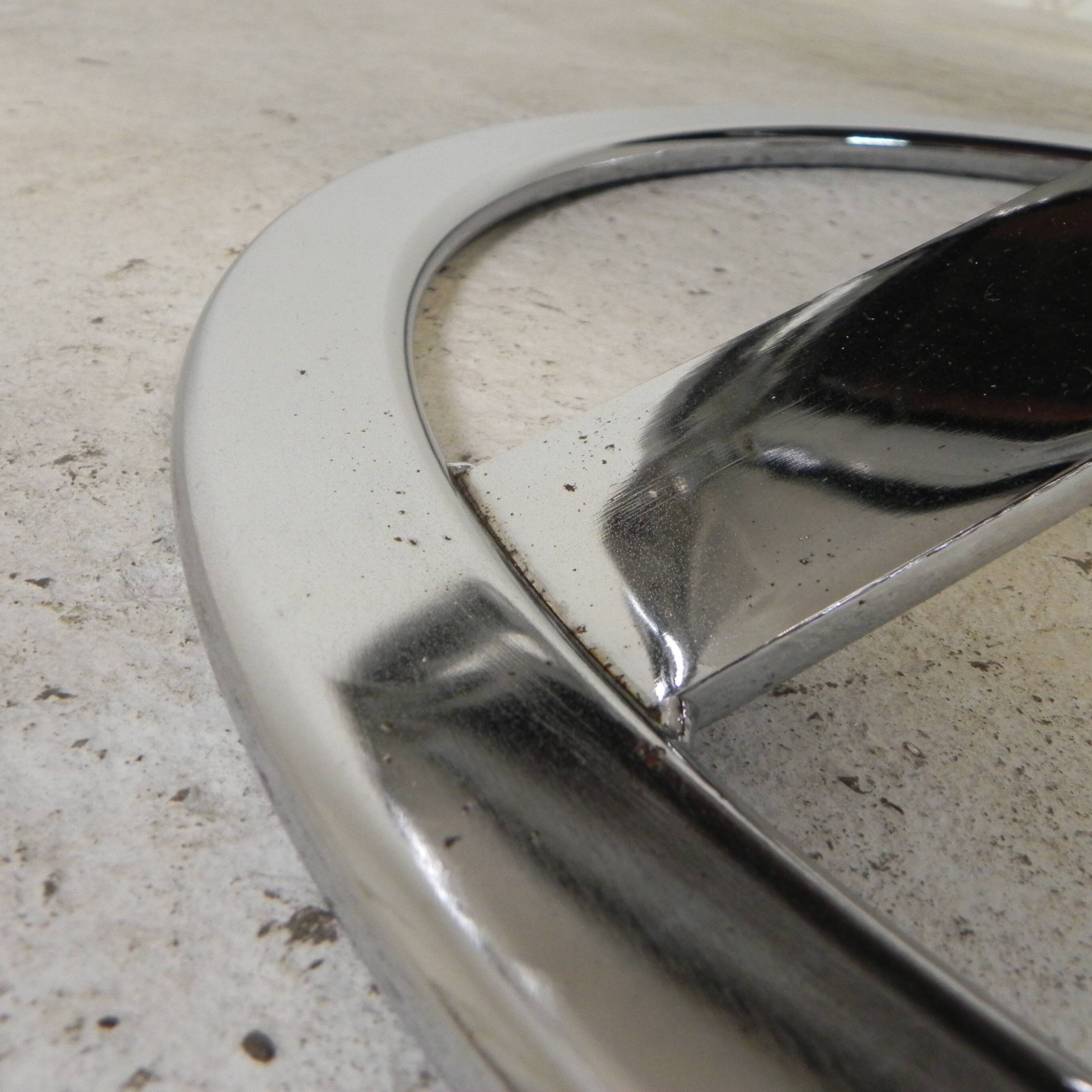 Leolux armchair, swivel chair with white leather upholstery, 1960s