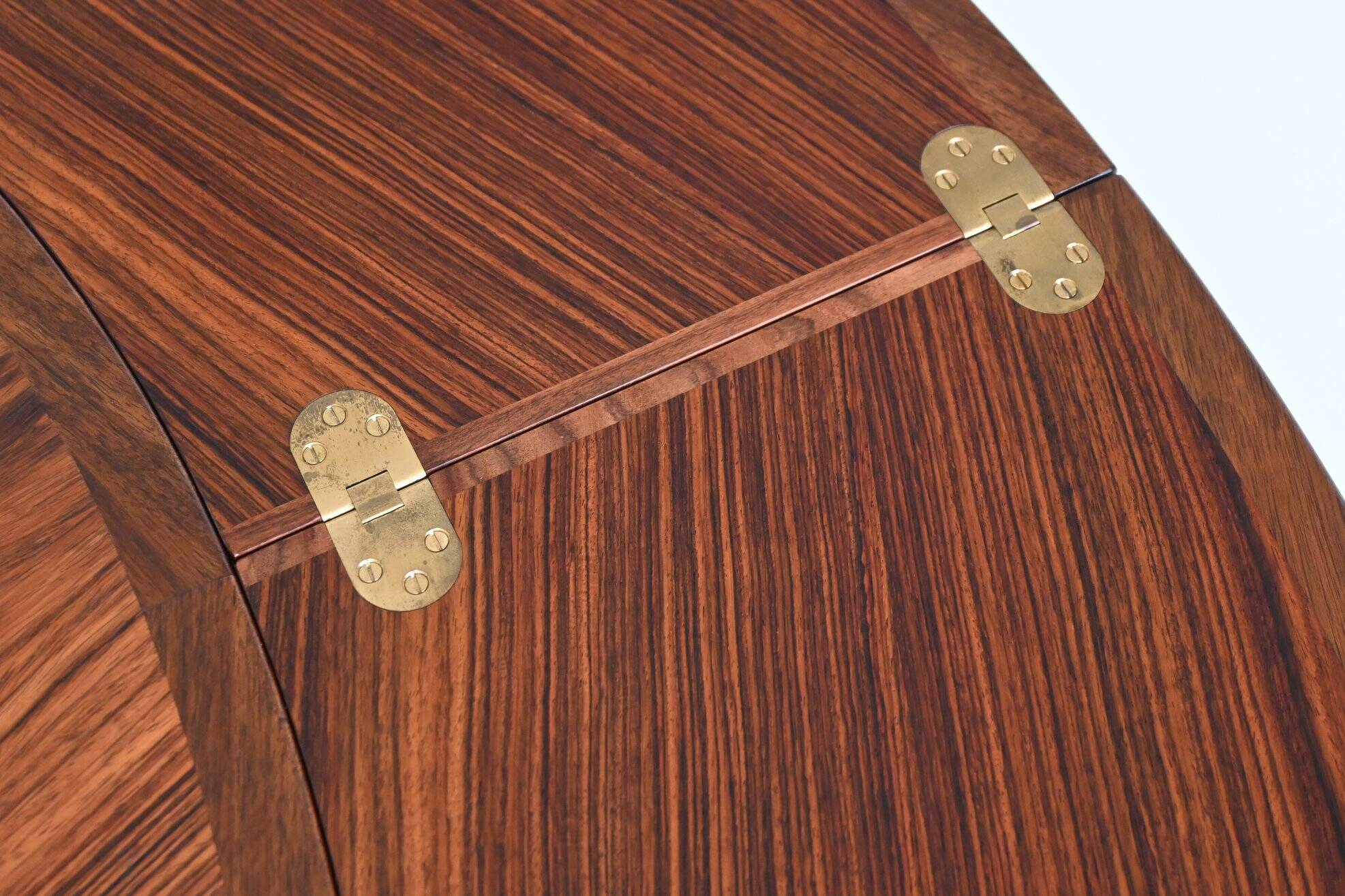 Dyrlund Lotus Flip Flap dining table in rosewood Denmark 1960