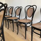 Série de 8 chaises viennoises N.33 de J&J Kohn, 1900