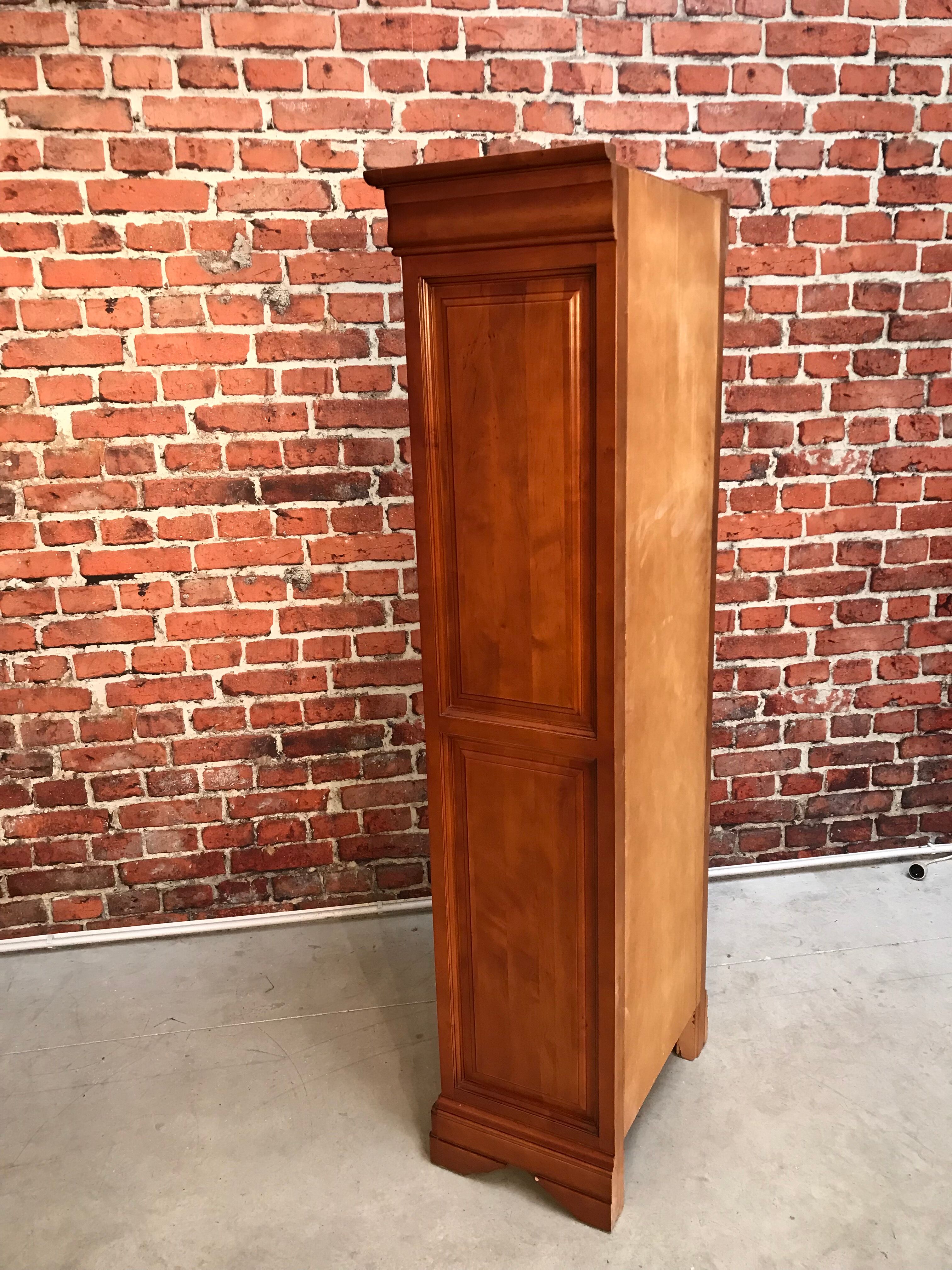 Single swing cabinet