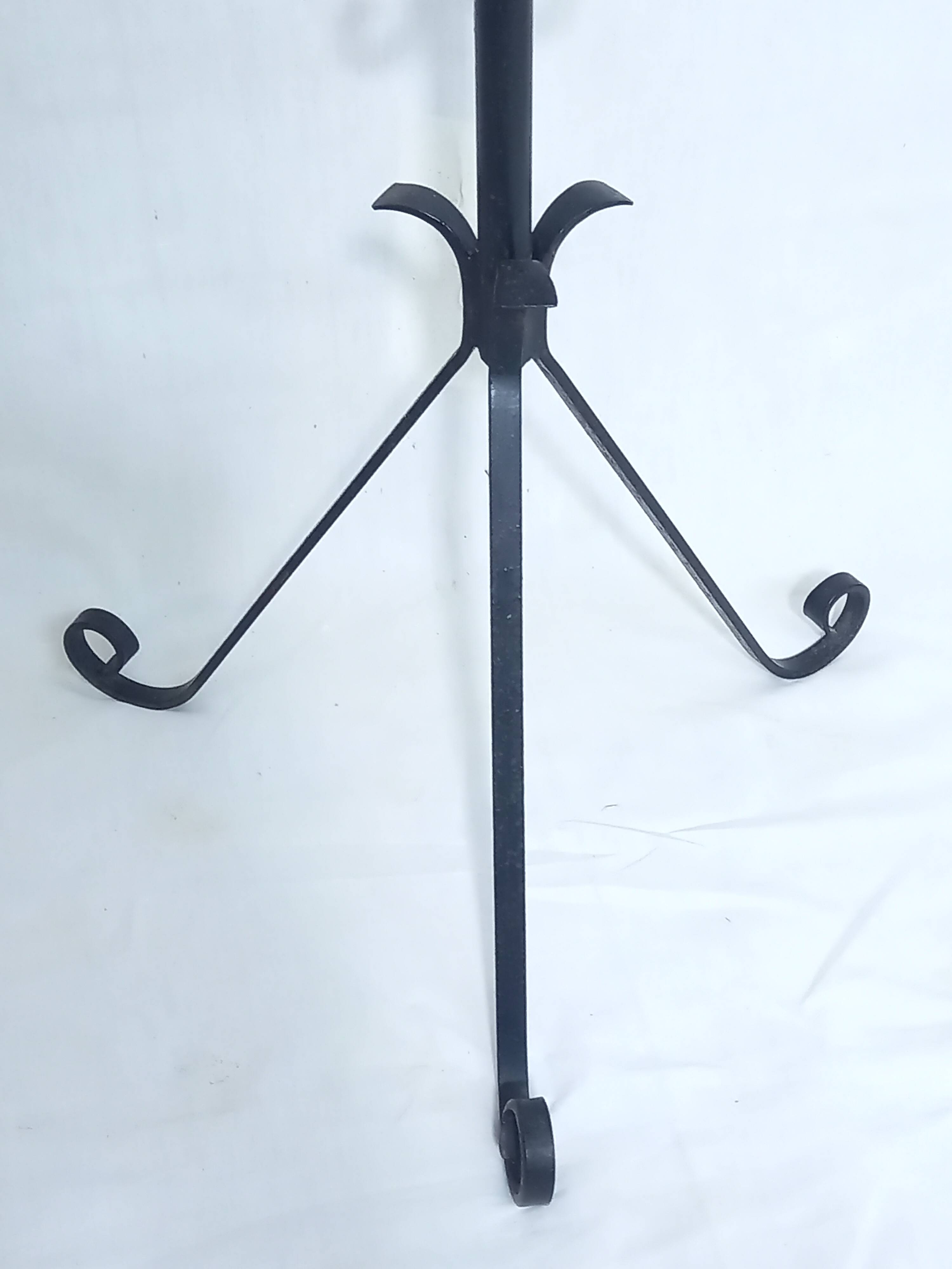 Floor candelabra in wrought iron and turned wood