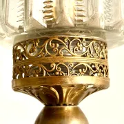 Lampe en bronze et cristal taillé de style victorien