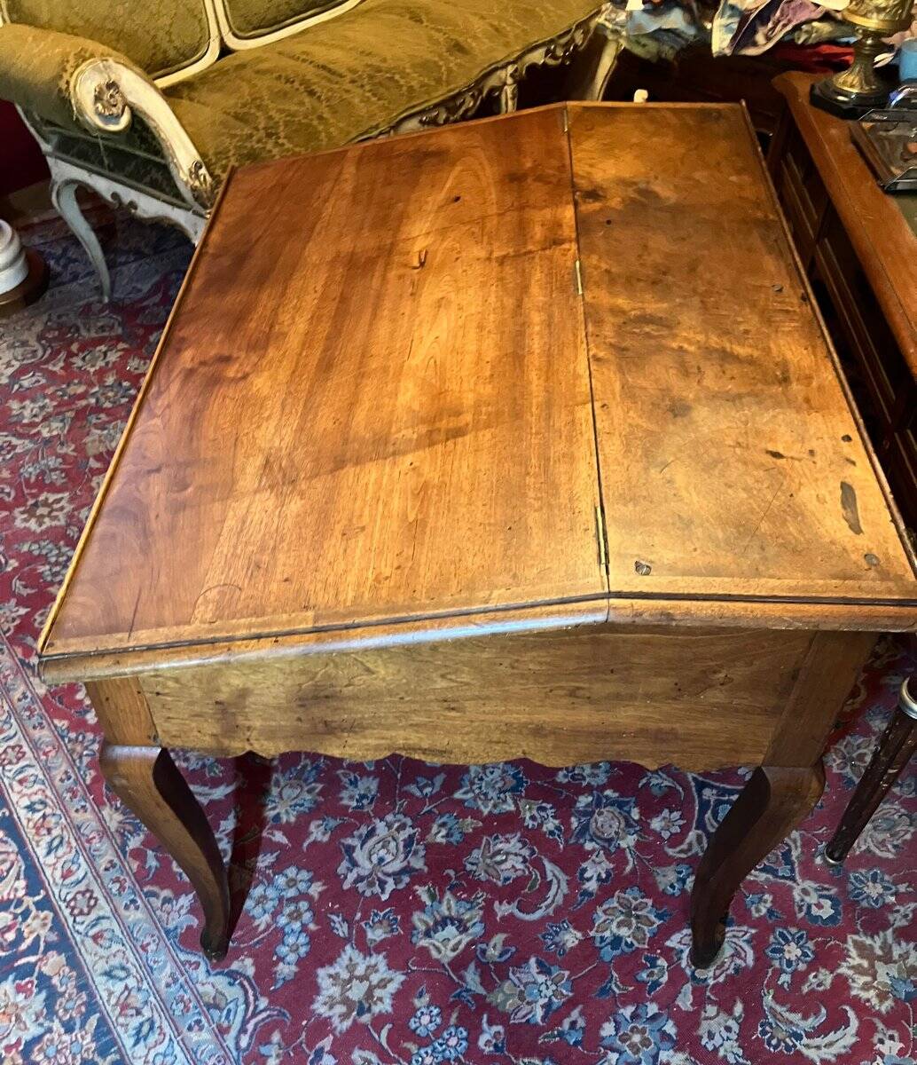 Antique French Writing Desk in Oak with Cabriole Legs, 1800s