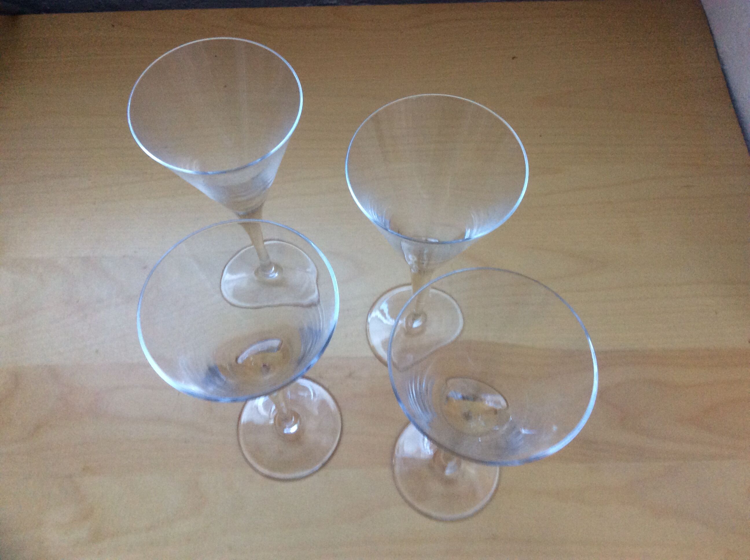 4 glasses Martini cocktail