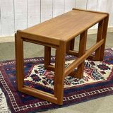 Suite de 3 tables gigognes en teck des années 70