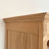 Old Parisian wardrobe solid wood ornaments