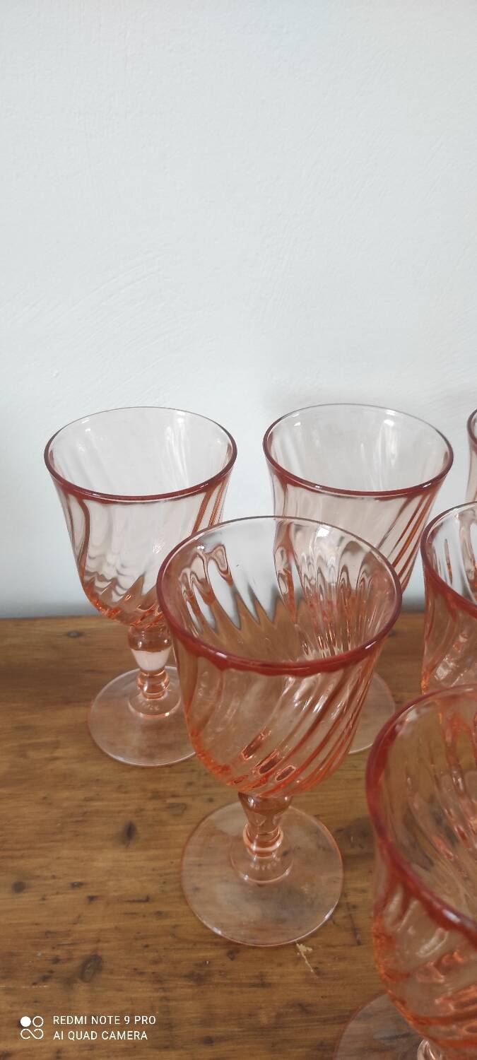 Rosaline Wine Glass Set