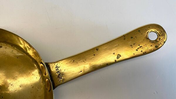 BOUGEOIR à Main BASSE Laiton Massif ANCIEN