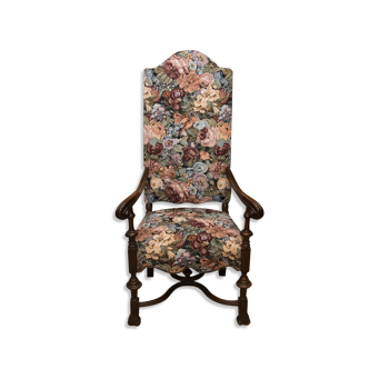 Antique throne armchair in renaissance style, 19th century