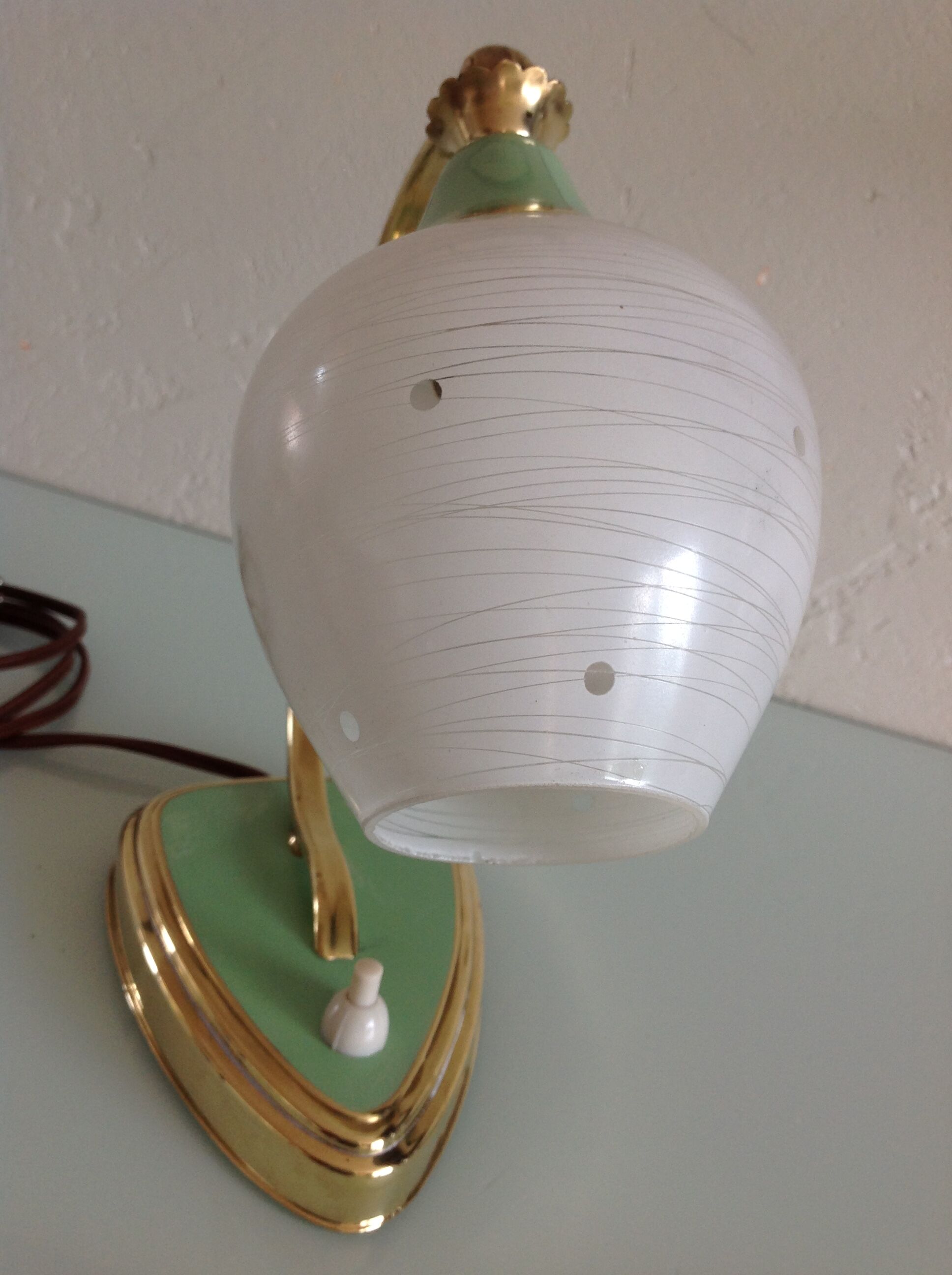 Bedside lamp brass and opaline / vintage 50s-60s