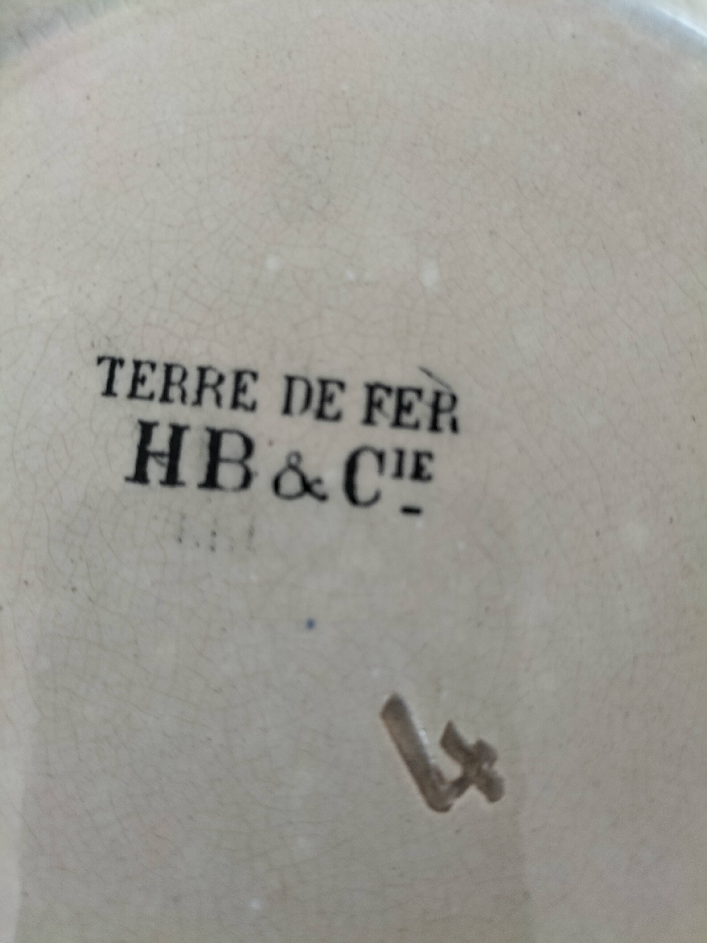 Old regional dish HB & Cie iron earth