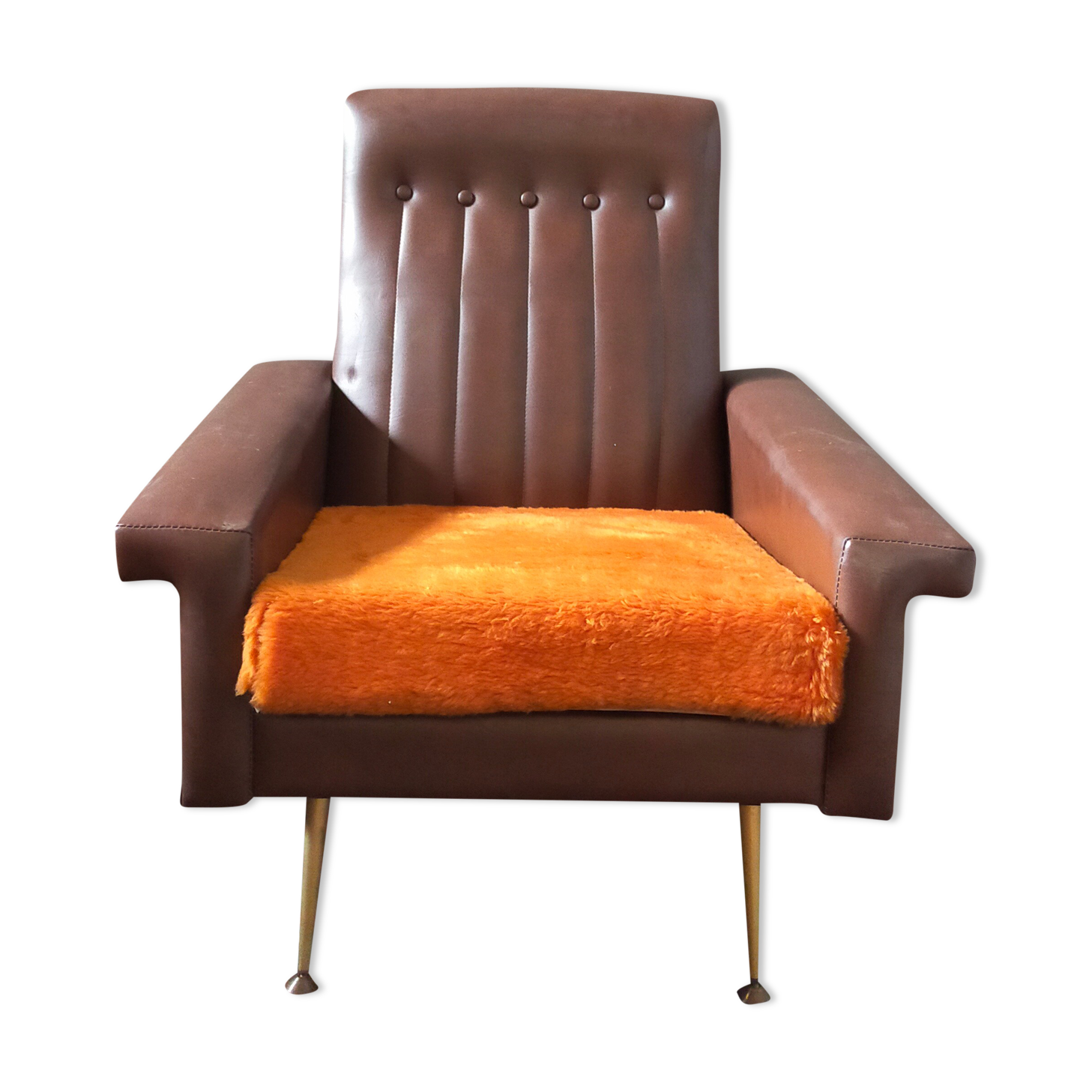 Vintage armchair in skaï