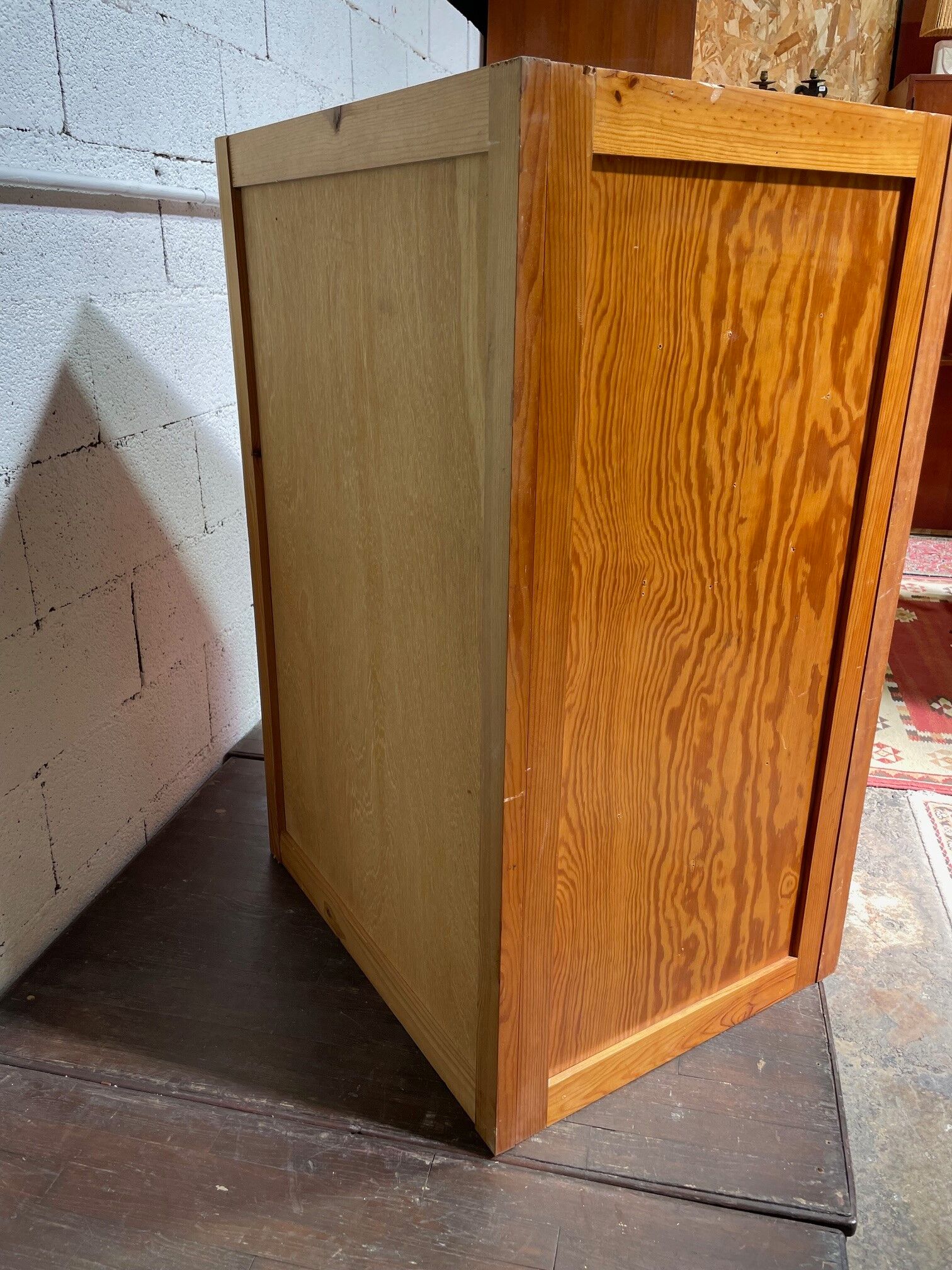 Meubles de rangement en pin par Pierre Gautier Delaye vintage années 50
