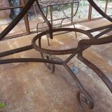 Table en marbre et pieds en fer forge