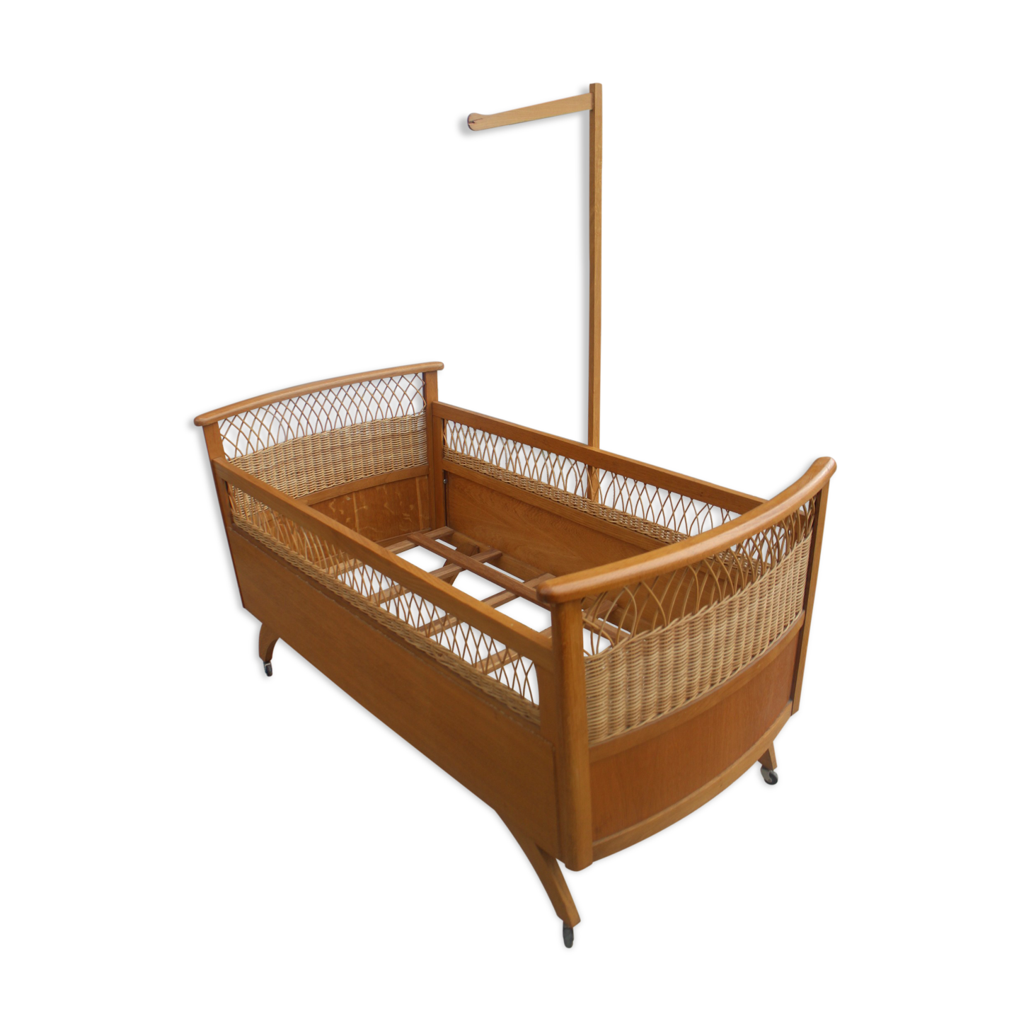 Child bed rattan wood 1960