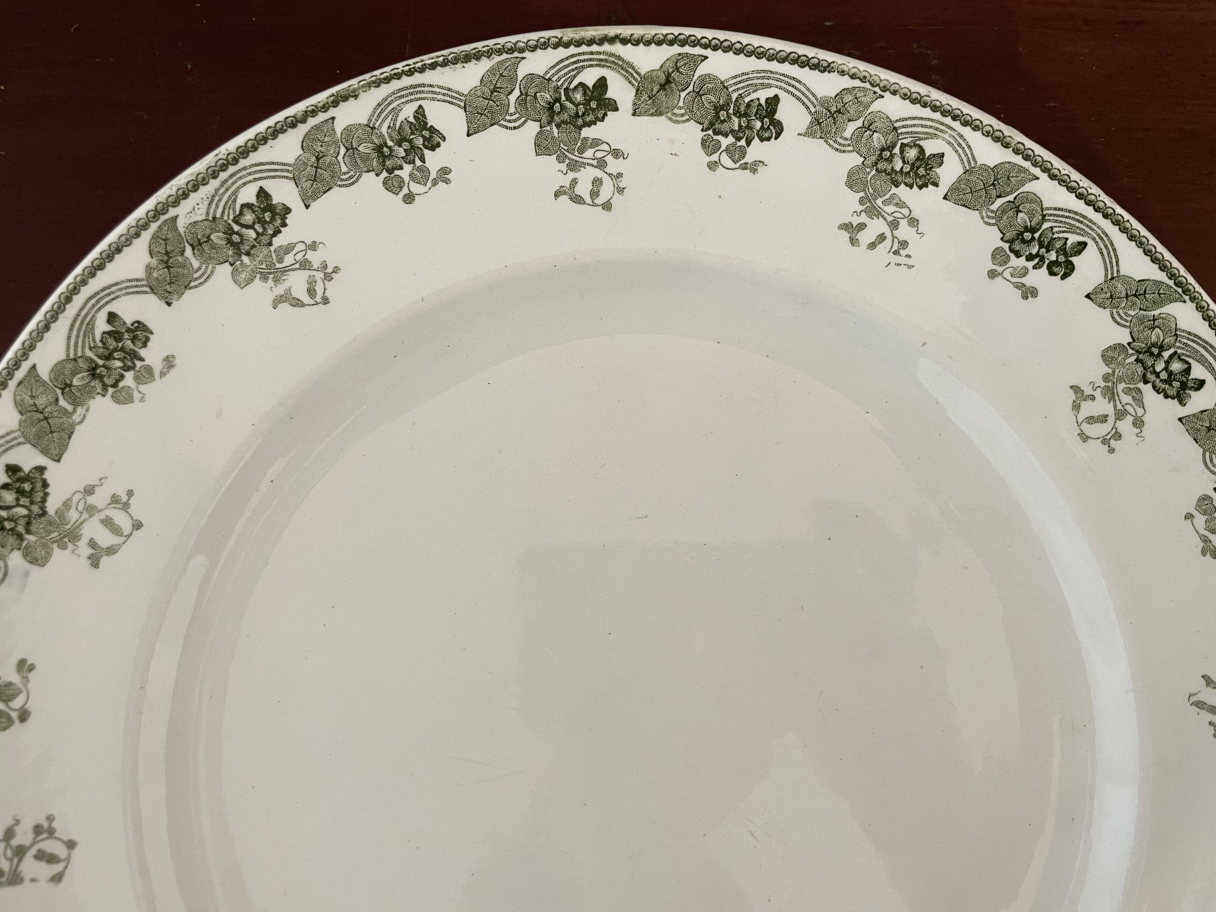 Round ironstone dish Moulin des Loups & Hamage Nord Violetta model