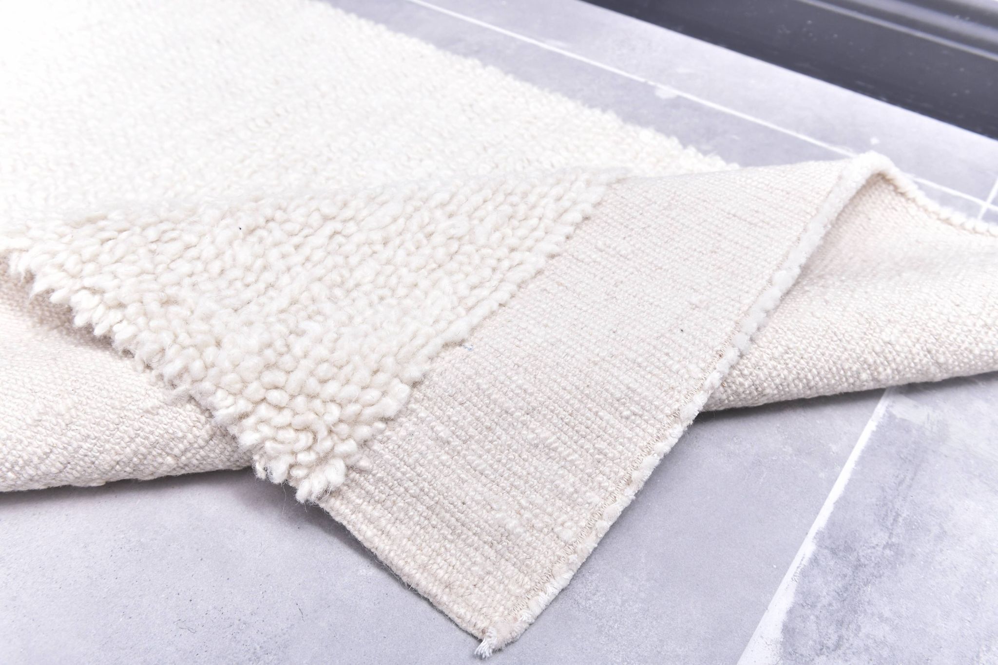 2x8 White Handmade Wool Vintage Runner Rug, 67x246Cm